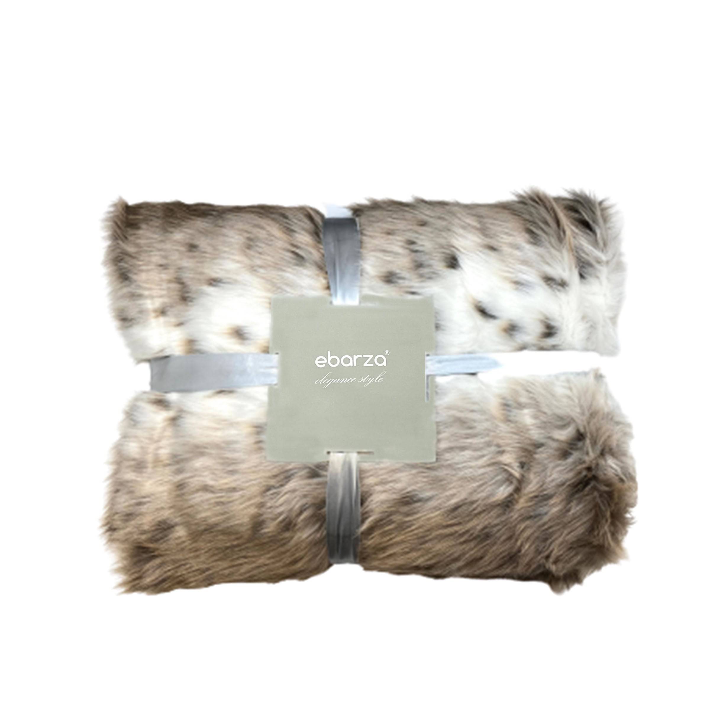 Handmade Throw Blanket 2303-003 - Blankets - ebarza Furniture UAE | Shop Modern Furniture in Abu Dhabi & Dubai - مفروشات ايبازرا في الامارات | تسوق اثاث عصري وديكورات مميزة في دبي وابوظبي