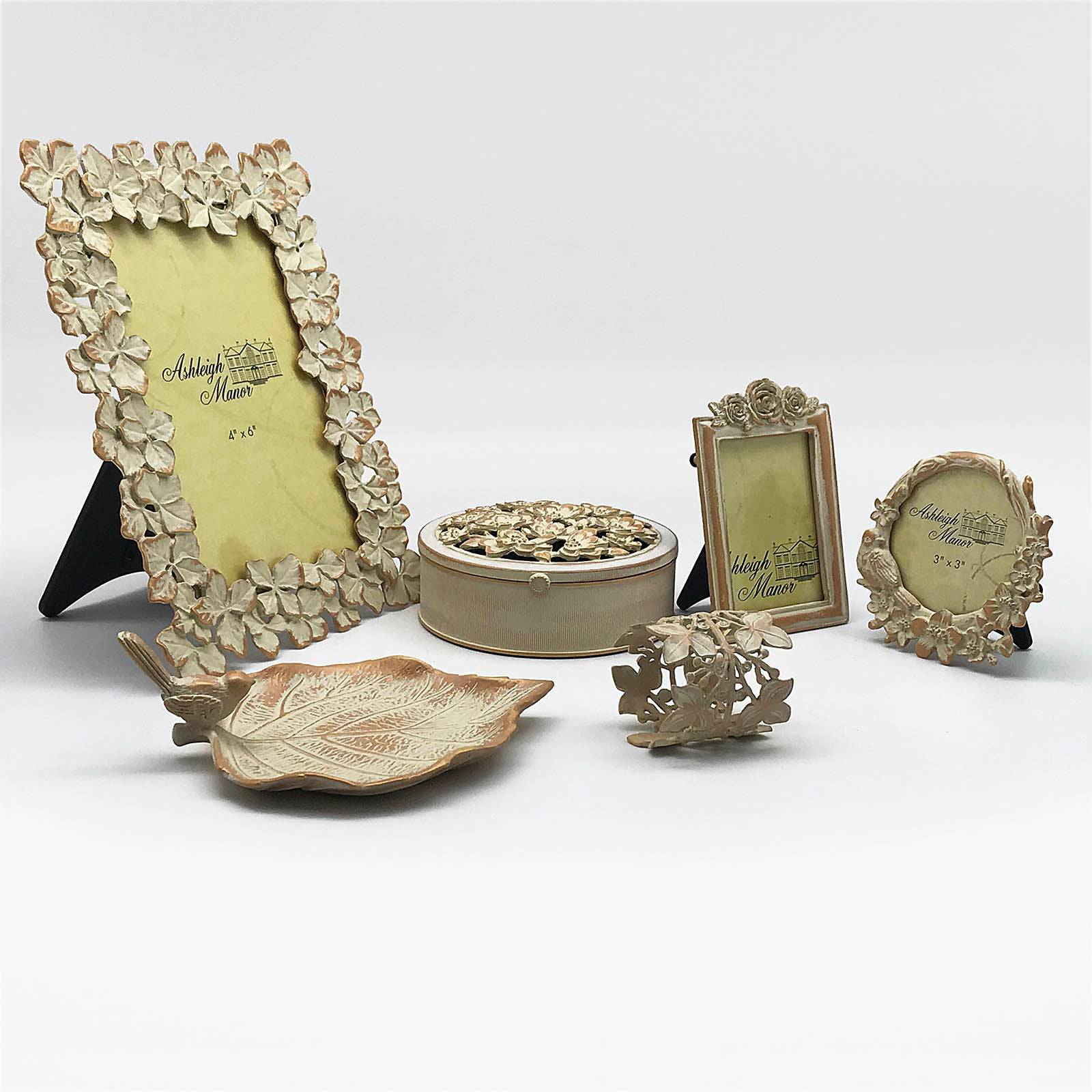 Handmade Zinc Napkin Ring   Classic  68287B2N0 -  Napkin Rings - ebarza Furniture UAE | Shop Modern Furniture in Abu Dhabi & Dubai - مفروشات ايبازرا في الامارات | تسوق اثاث عصري وديكورات مميزة في دبي وابوظبي