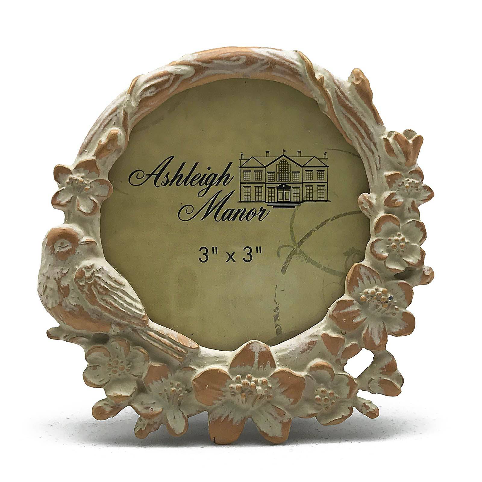 Handmade Zinc Photo Frame Classic 40288-33B2N0 - Photo Frames - ebarza Furniture UAE | Shop Modern Furniture in Abu Dhabi & Dubai - مفروشات ايبازرا في الامارات | تسوق اثاث عصري وديكورات مميزة في دبي وابوظبي