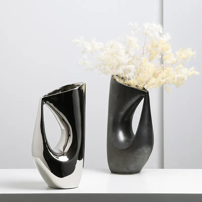 Harm Sliver Vase FA-D22131B - Vases - ebarza Furniture UAE | Shop Modern Furniture in Abu Dhabi & Dubai - مفروشات ايبازرا في الامارات | تسوق اثاث عصري وديكورات مميزة في دبي وابوظبي