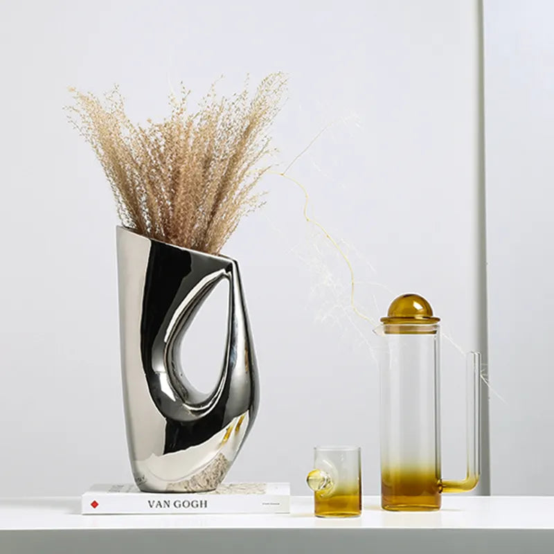 Harm Sliver Vase FA-D22131B - Vases - ebarza Furniture UAE | Shop Modern Furniture in Abu Dhabi & Dubai - مفروشات ايبازرا في الامارات | تسوق اثاث عصري وديكورات مميزة في دبي وابوظبي