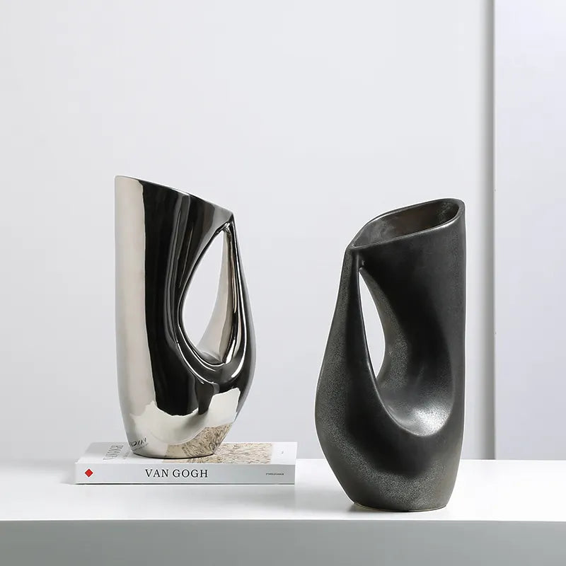 Harm Sliver Vase FA-D22131B - Vases - ebarza Furniture UAE | Shop Modern Furniture in Abu Dhabi & Dubai - مفروشات ايبازرا في الامارات | تسوق اثاث عصري وديكورات مميزة في دبي وابوظبي