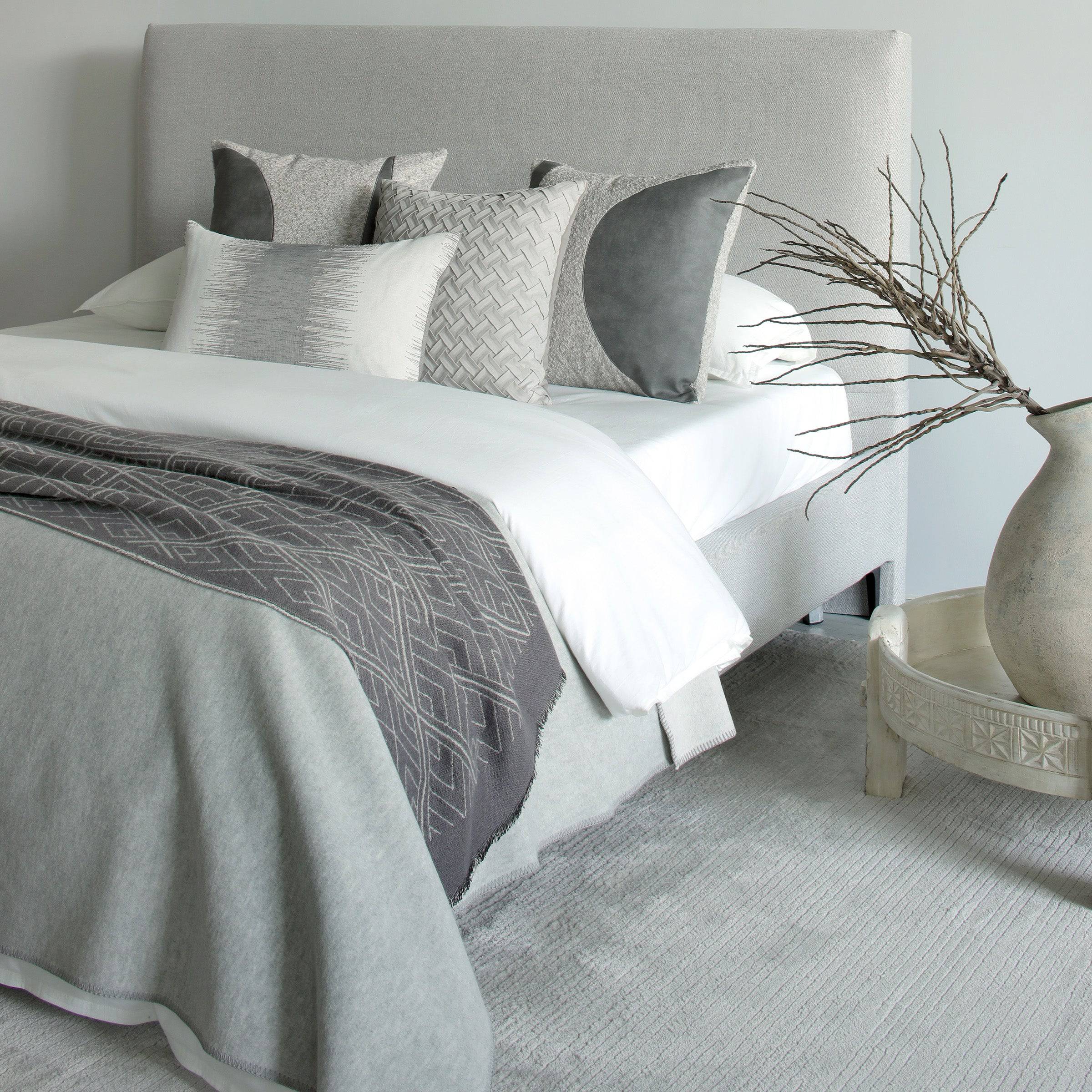 Jason Suede Full Bedding Set Ebb025 - Bedding - ebarza Furniture UAE | Shop Modern Furniture in Abu Dhabi & Dubai - مفروشات ايبازرا في الامارات | تسوق اثاث عصري وديكورات مميزة في دبي وابوظبي