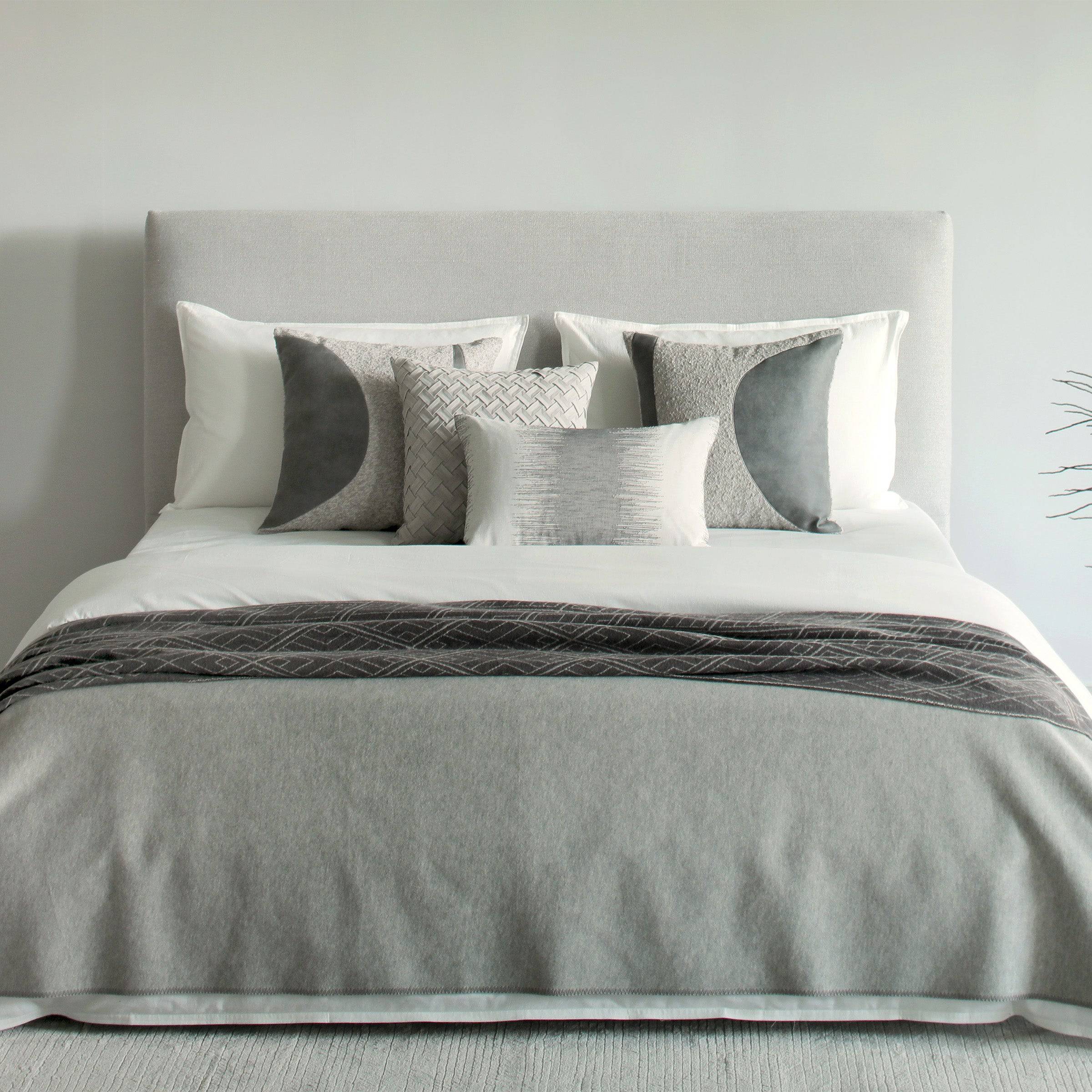 Jason Suede Full Bedding Set Ebb025 - Bedding - ebarza Furniture UAE | Shop Modern Furniture in Abu Dhabi & Dubai - مفروشات ايبازرا في الامارات | تسوق اثاث عصري وديكورات مميزة في دبي وابوظبي