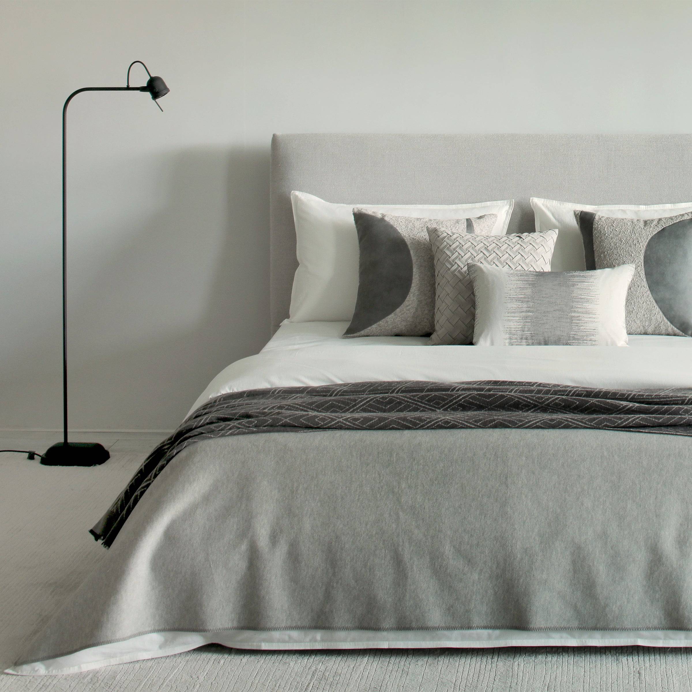 Jason Suede Full Bedding Set Ebb025 - Bedding - ebarza Furniture UAE | Shop Modern Furniture in Abu Dhabi & Dubai - مفروشات ايبازرا في الامارات | تسوق اثاث عصري وديكورات مميزة في دبي وابوظبي