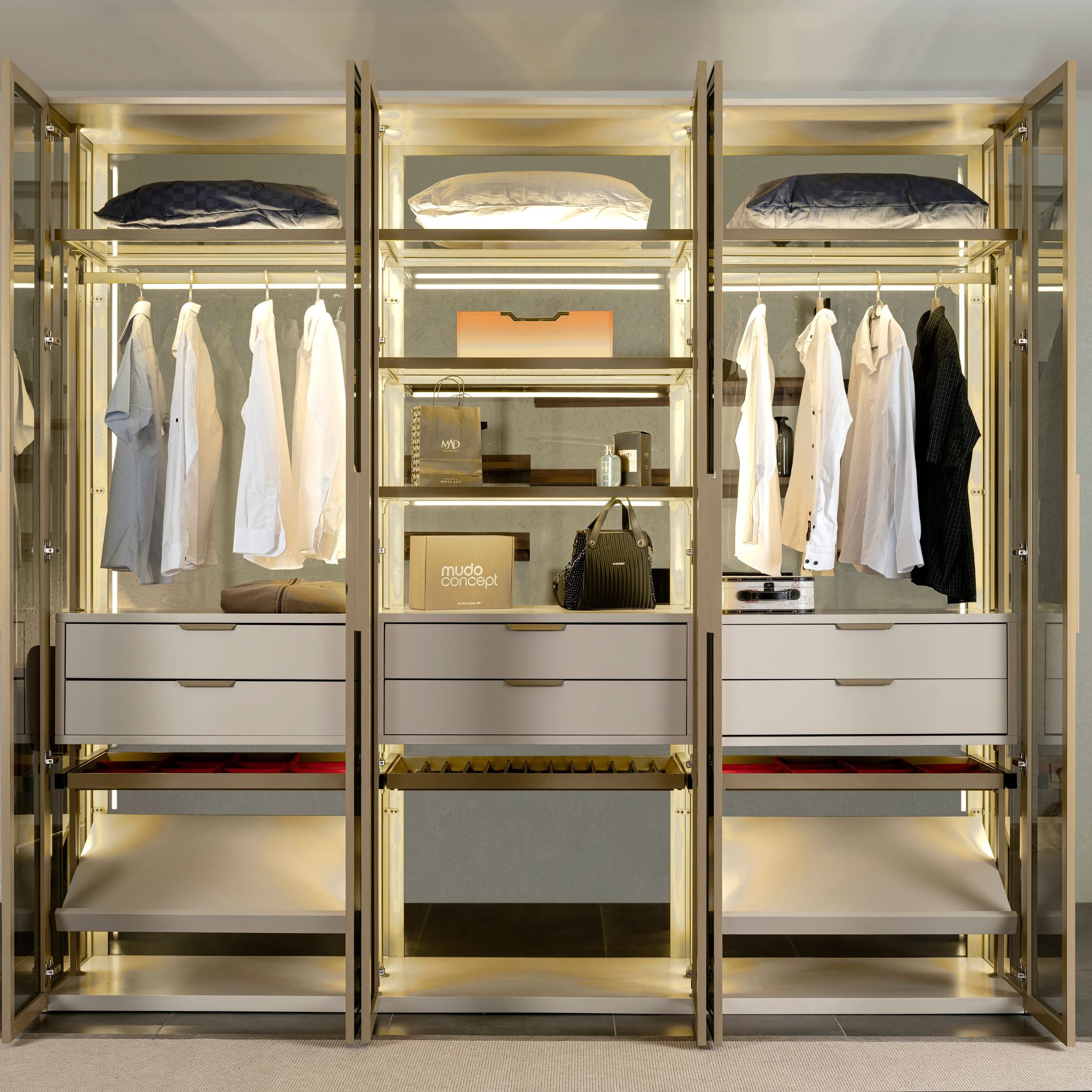 Kapadokya Glass Wardrobe AKYL-KD230 - Cabinets - ebarza Furniture UAE | Shop Modern Furniture in Abu Dhabi & Dubai - مفروشات ايبازرا في الامارات | تسوق اثاث عصري وديكورات مميزة في دبي وابوظبي