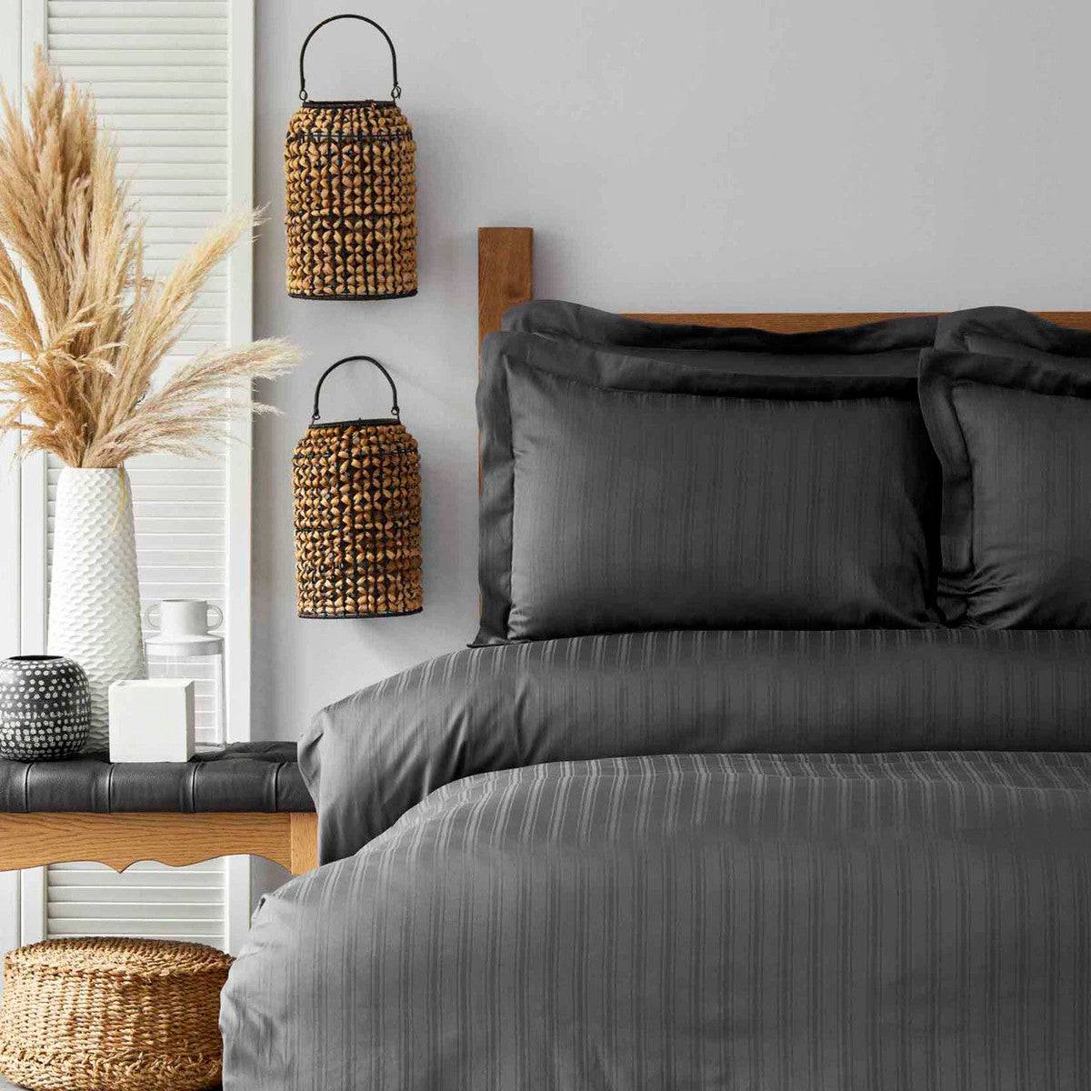 Karaca Home Charm Bold Anthracite Cotton Satin Double Duvet Cover Set 200.17.01.0168 - Bedding - ebarza Furniture UAE | Shop Modern Furniture in Abu Dhabi & Dubai - مفروشات ايبازرا في الامارات | تسوق اثاث عصري وديكورات مميزة في دبي وابوظبي