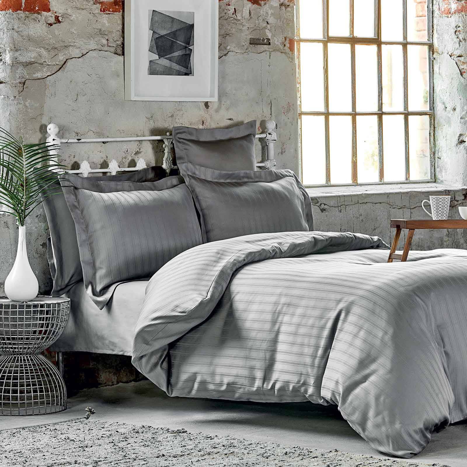 Karaca Home Charm Bold Gray Satin Double Duvet Cover Set 200.16.01.0064 -  Bedding - ebarza Furniture UAE | Shop Modern Furniture in Abu Dhabi & Dubai - مفروشات ايبازرا في الامارات | تسوق اثاث عصري وديكورات مميزة في دبي وابوظبي
