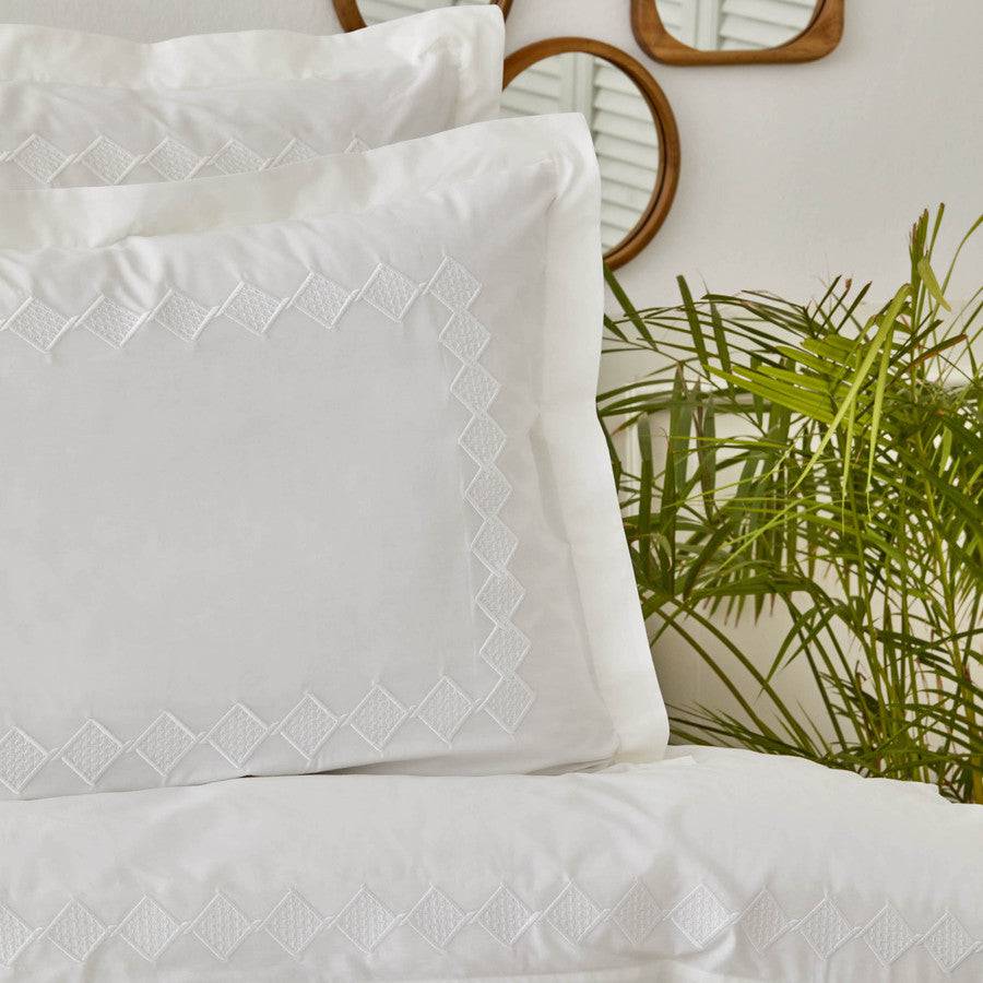 Karaca Home White Collection Marigold 100% Cotton Double Duvet Cover Set 200.18.01.0645 -  Bedding - ebarza Furniture UAE | Shop Modern Furniture in Abu Dhabi & Dubai - مفروشات ايبازرا في الامارات | تسوق اثاث عصري وديكورات مميزة في دبي وابوظبي