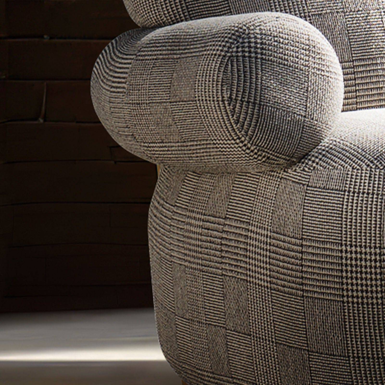 Lagona Armchair Lc048 -  Armchairs - ebarza Furniture UAE | Shop Modern Furniture in Abu Dhabi & Dubai - مفروشات ايبازرا في الامارات | تسوق اثاث عصري وديكورات مميزة في دبي وابوظبي