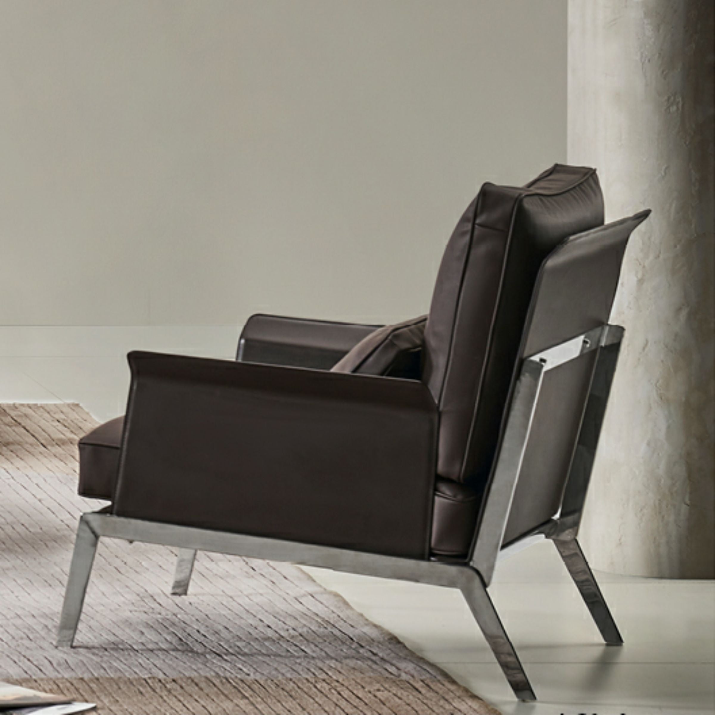 Lounge chair LC069 - Lounge Chairs - ebarza Furniture UAE | Shop Modern Furniture in Abu Dhabi & Dubai - مفروشات ايبازرا في الامارات | تسوق اثاث عصري وديكورات مميزة في دبي وابوظبي