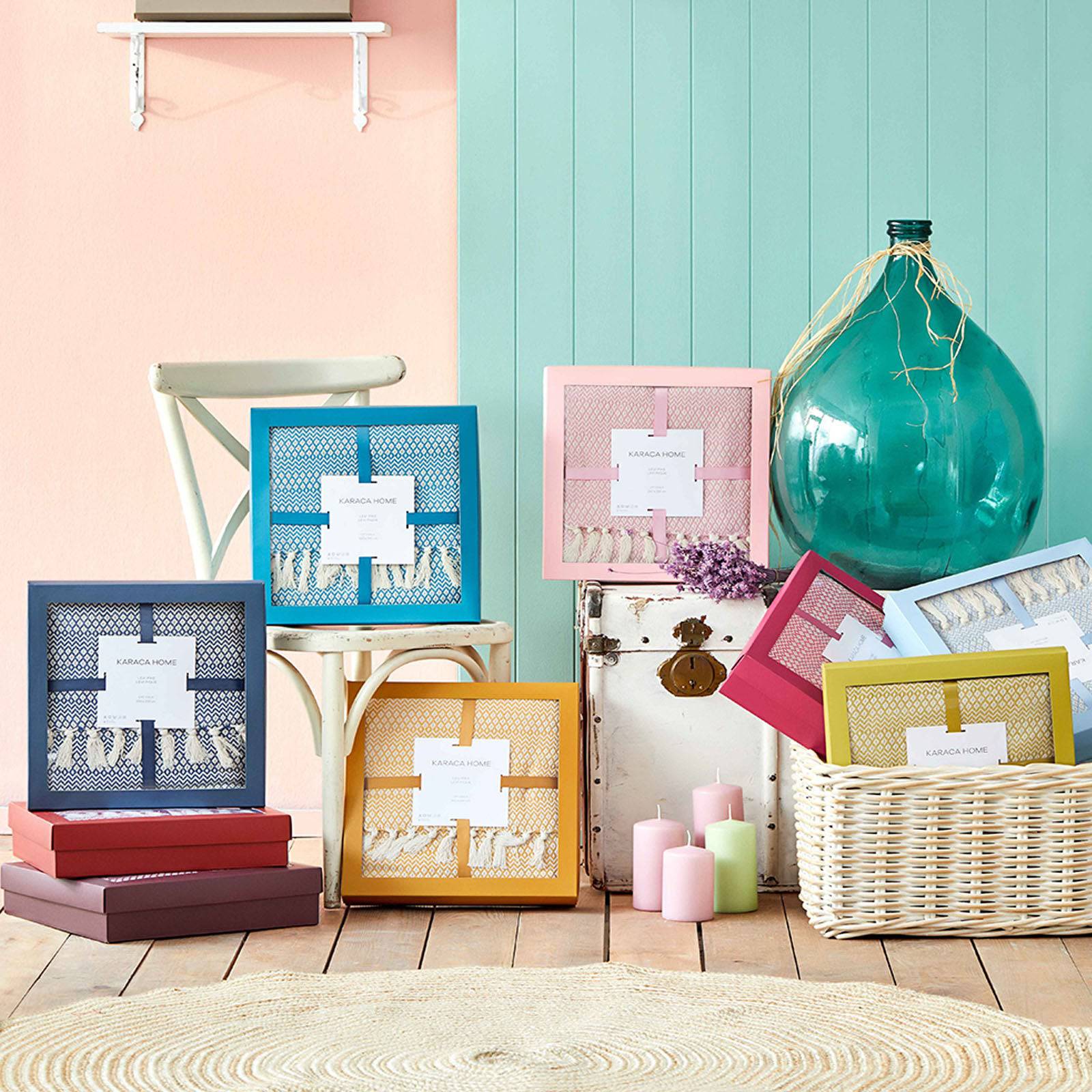 Levi Bordo Throw Blanket 200.14.01.0132 - Blankets - ebarza Furniture UAE | Shop Modern Furniture in Abu Dhabi & Dubai - مفروشات ايبازرا في الامارات | تسوق اثاث عصري وديكورات مميزة في دبي وابوظبي