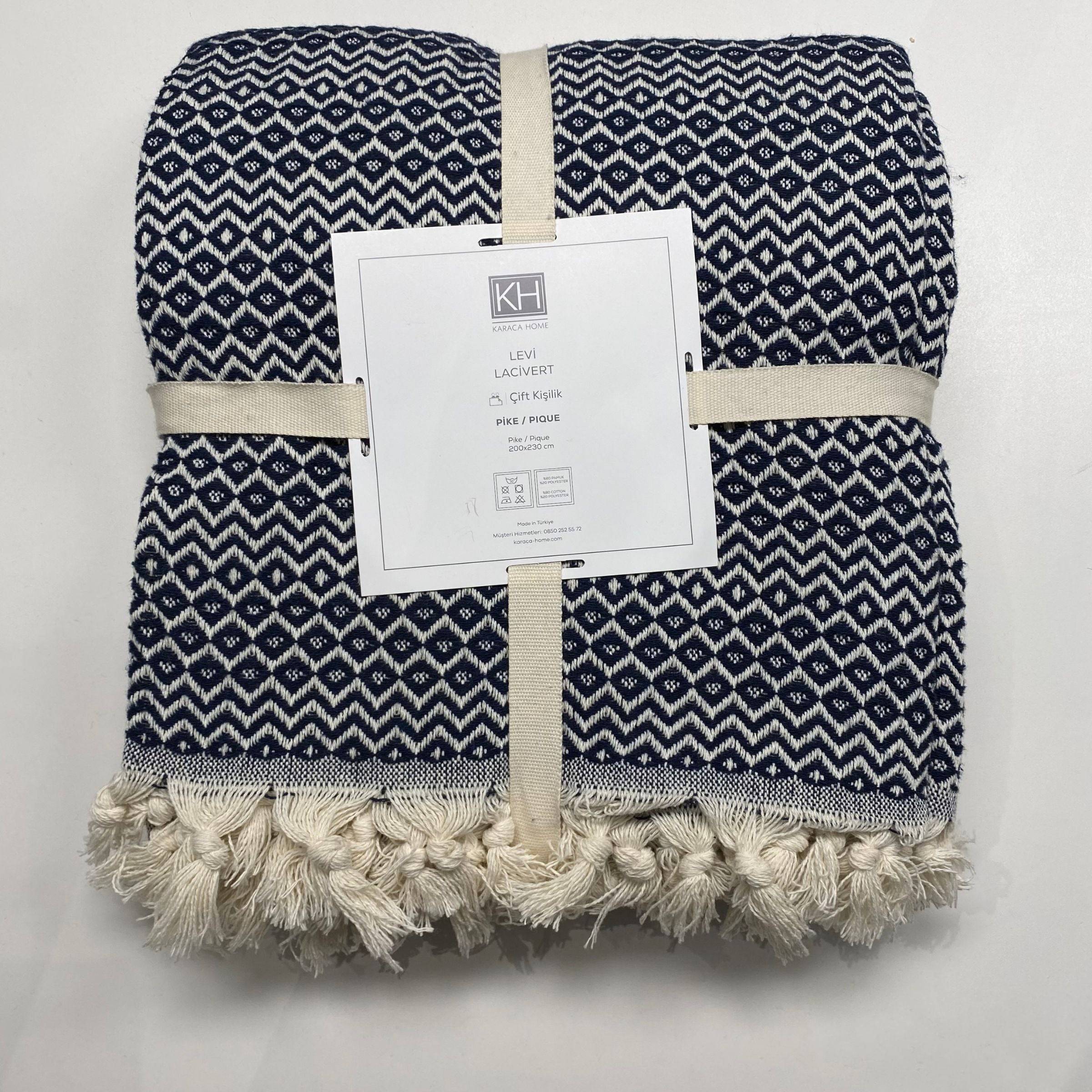 Levi Lacivert Throw Blanket 200.14.01.0130 - Blankets - ebarza Furniture UAE | Shop Modern Furniture in Abu Dhabi & Dubai - مفروشات ايبازرا في الامارات | تسوق اثاث عصري وديكورات مميزة في دبي وابوظبي