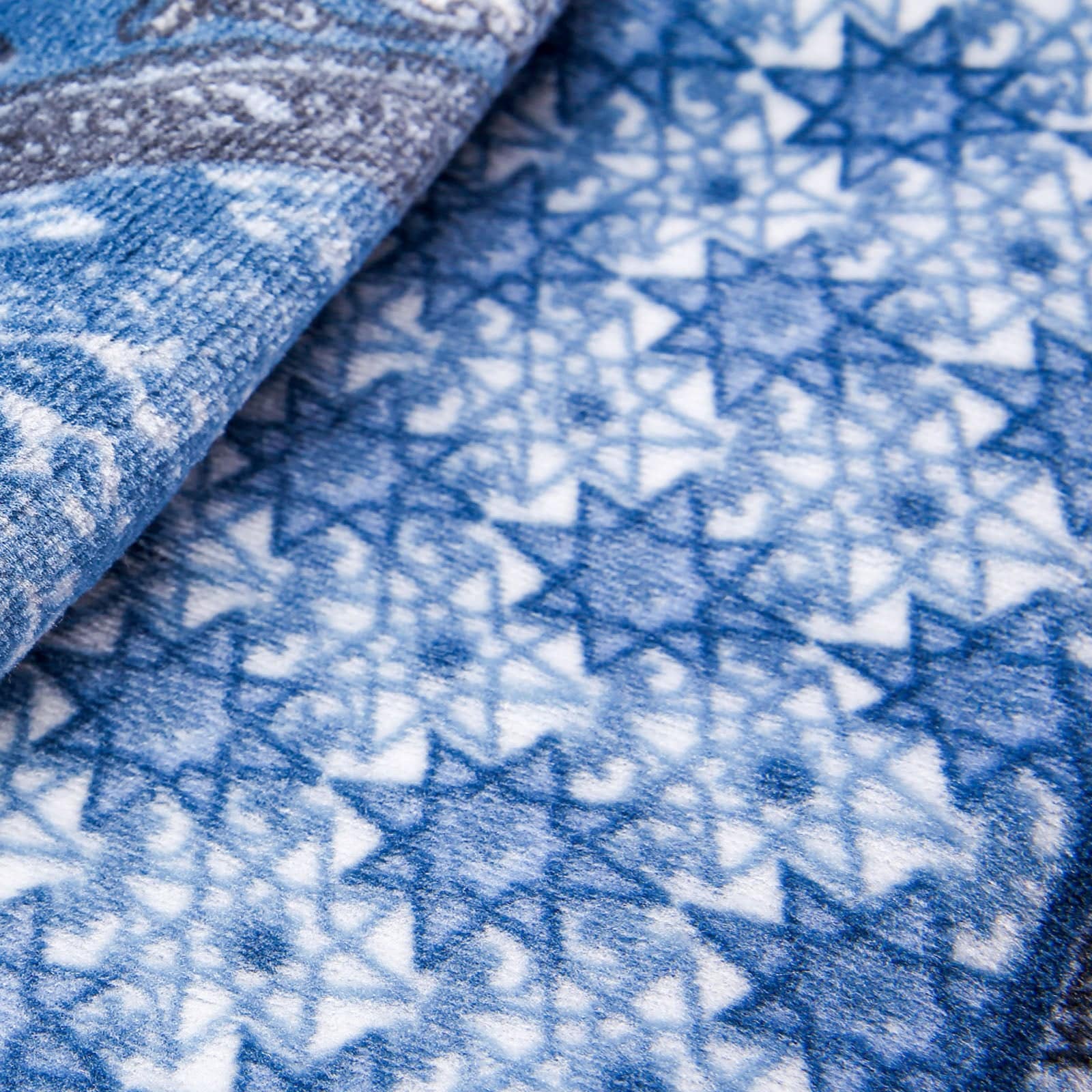 Levni Mavi Throw Blanket 200.15.01.0069 -  Blankets - ebarza Furniture UAE | Shop Modern Furniture in Abu Dhabi & Dubai - مفروشات ايبازرا في الامارات | تسوق اثاث عصري وديكورات مميزة في دبي وابوظبي