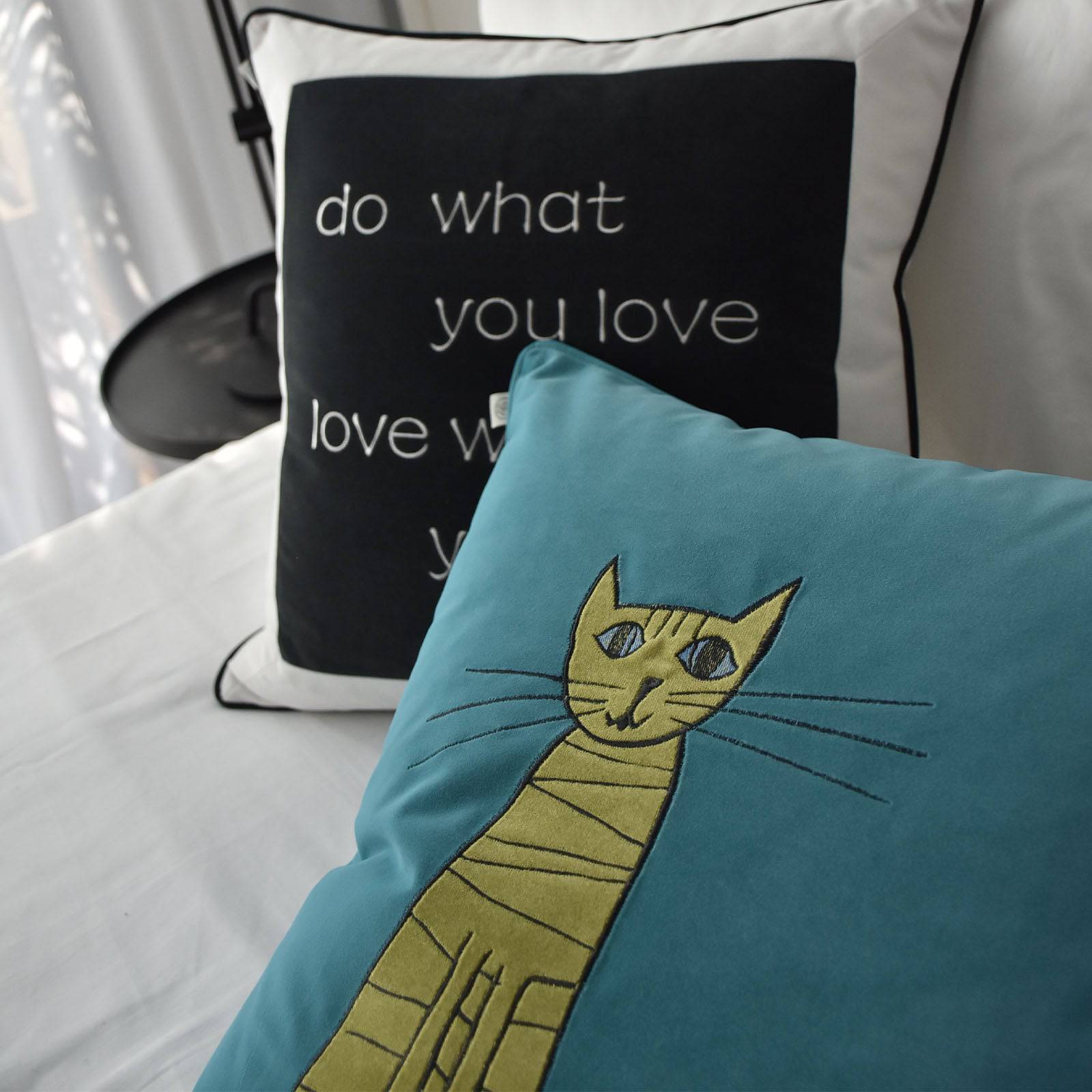 Loos Full Bedding Set Ebb-018 - Bedding - ebarza Furniture UAE | Shop Modern Furniture in Abu Dhabi & Dubai - مفروشات ايبازرا في الامارات | تسوق اثاث عصري وديكورات مميزة في دبي وابوظبي