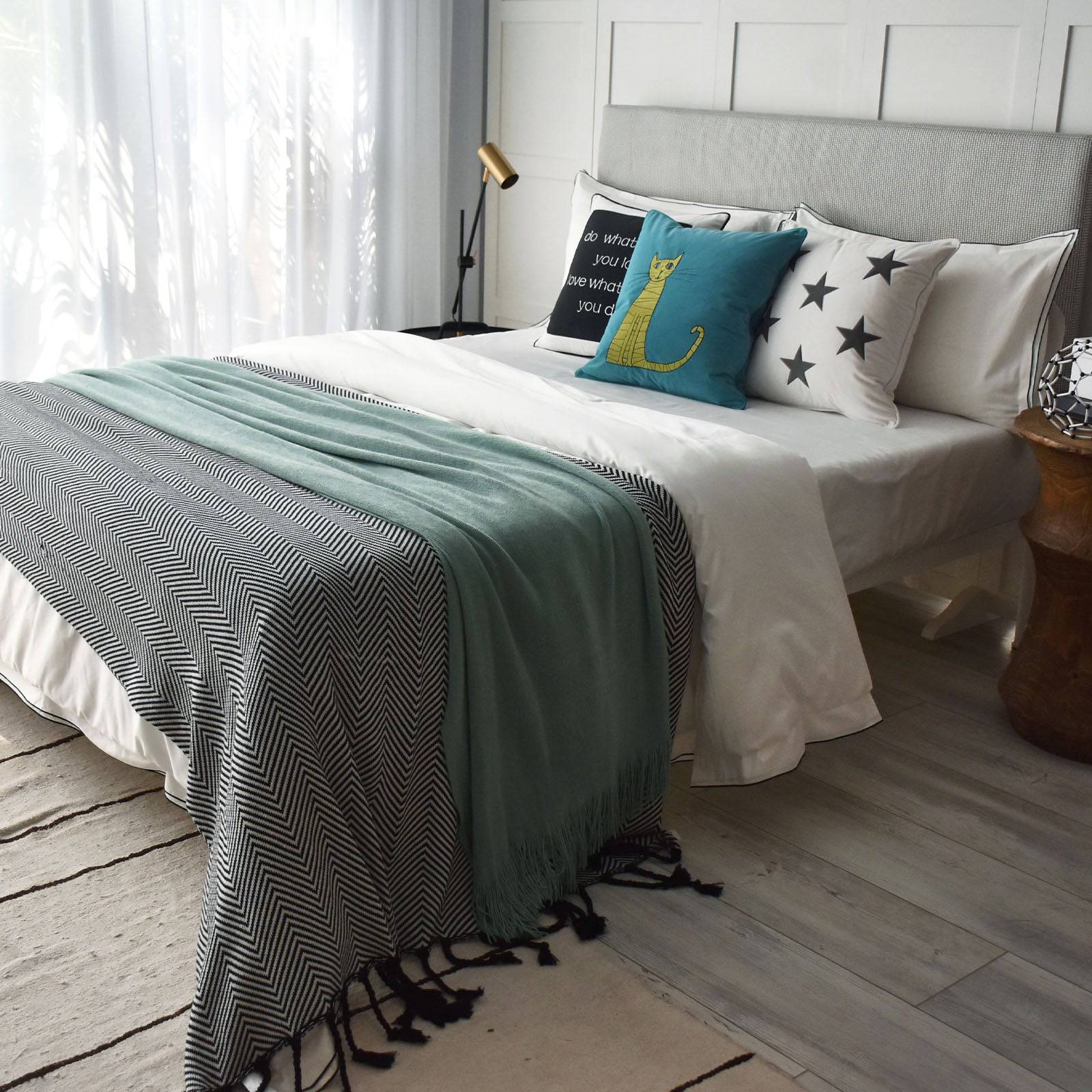 Loos Full Bedding Set Ebb-018 - Bedding - ebarza Furniture UAE | Shop Modern Furniture in Abu Dhabi & Dubai - مفروشات ايبازرا في الامارات | تسوق اثاث عصري وديكورات مميزة في دبي وابوظبي