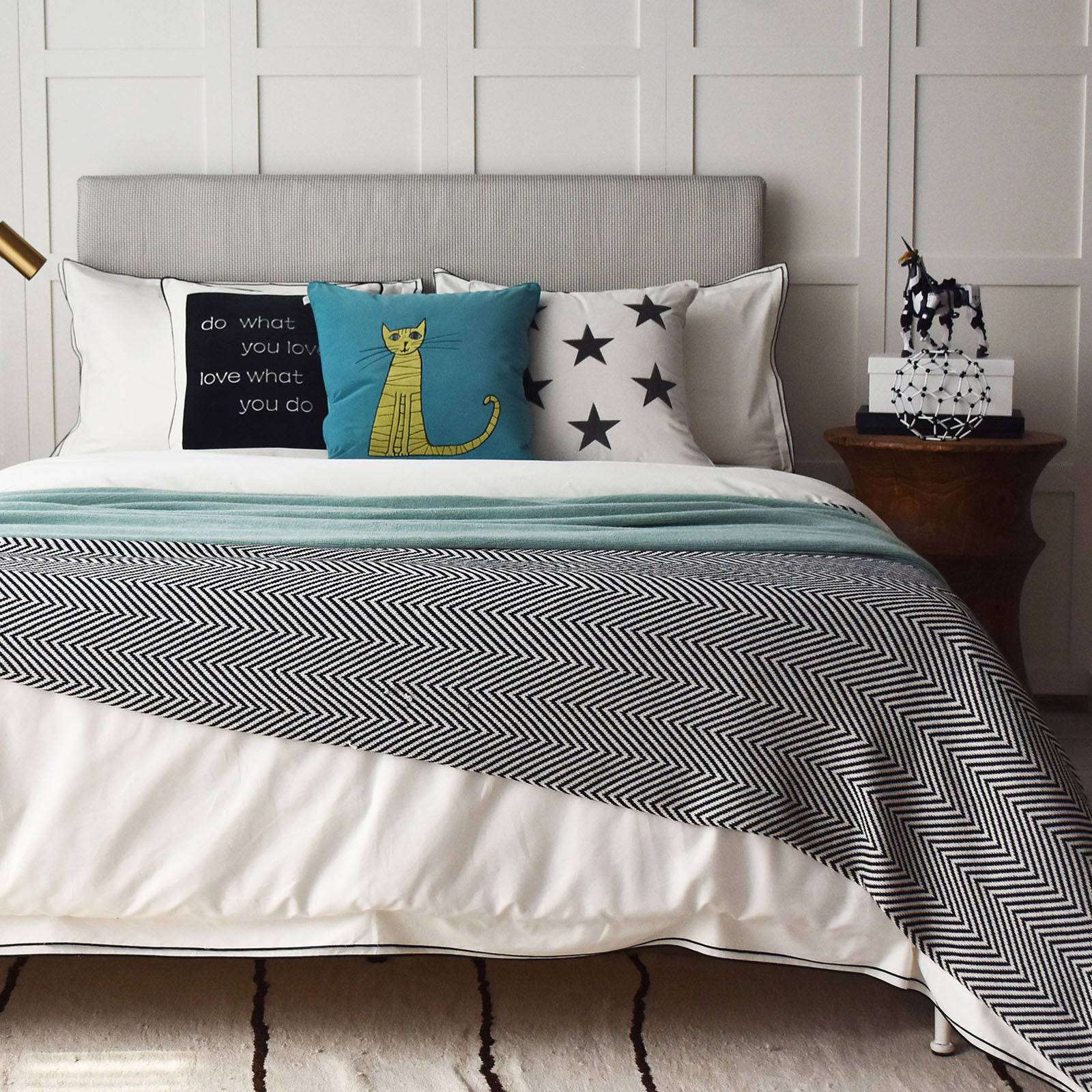 Loos Full Bedding Set Ebb-018 - Bedding - ebarza Furniture UAE | Shop Modern Furniture in Abu Dhabi & Dubai - مفروشات ايبازرا في الامارات | تسوق اثاث عصري وديكورات مميزة في دبي وابوظبي