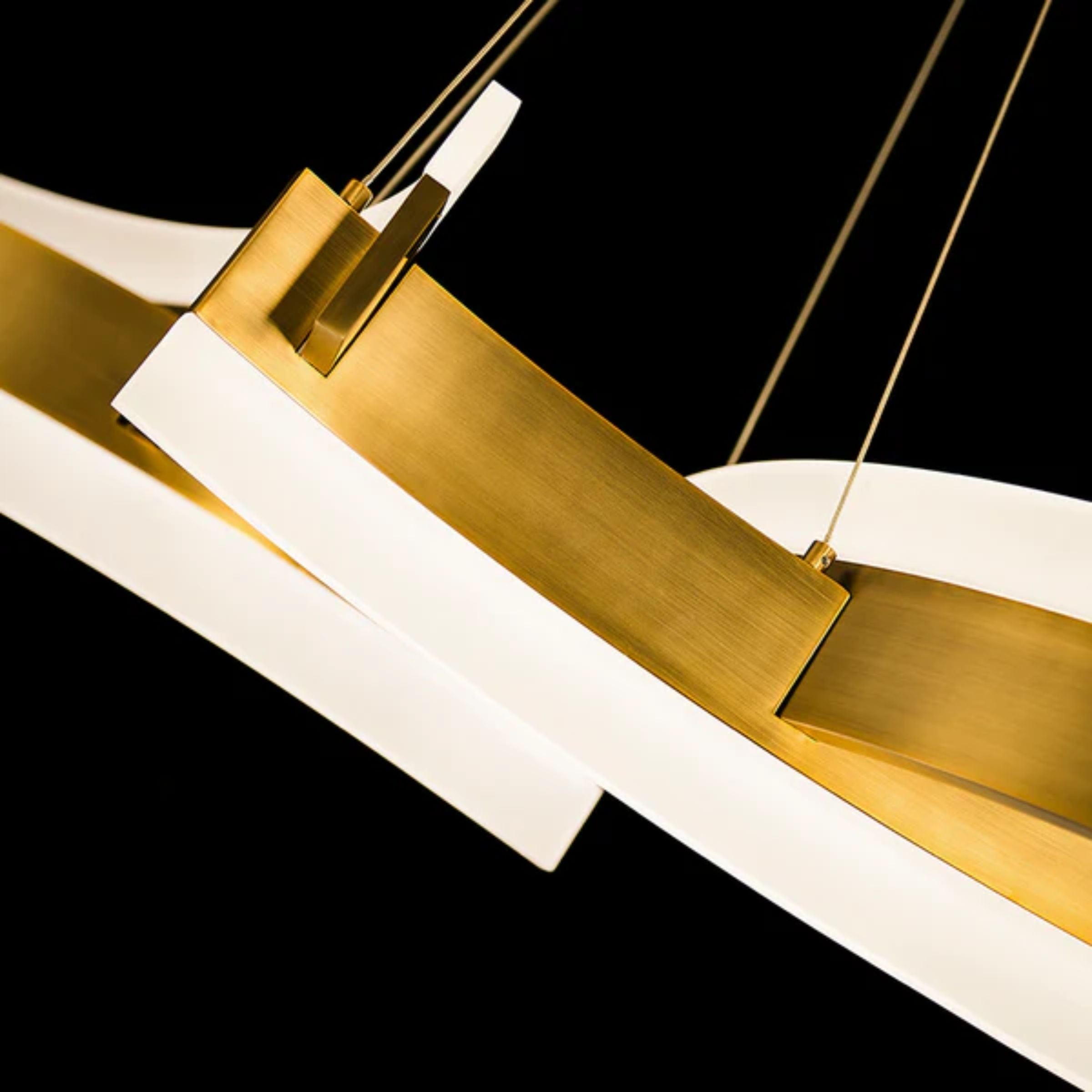 Pre-order 35 Days Delivery Lyra Gold Pendant Lamp CY-DD-1027-G - Pendant Lamps - ebarza Furniture UAE | Shop Modern Furniture in Abu Dhabi & Dubai - مفروشات ايبازرا في الامارات | تسوق اثاث عصري وديكورات مميزة في دبي وابوظبي