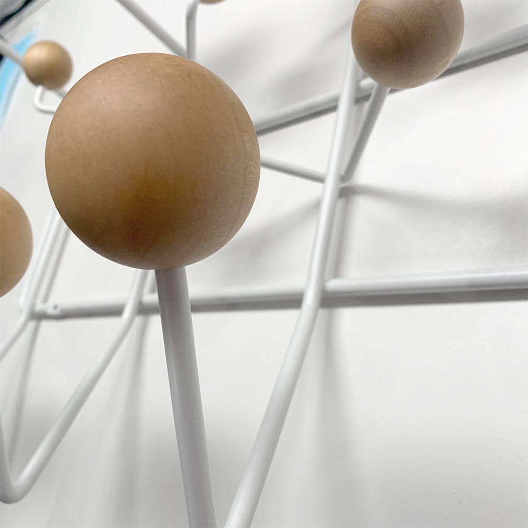 Mid Century Solid Wood Hanger Sp15119-N (White + Natural) - Hangers - ebarza Furniture UAE | Shop Modern Furniture in Abu Dhabi & Dubai - مفروشات ايبازرا في الامارات | تسوق اثاث عصري وديكورات مميزة في دبي وابوظبي