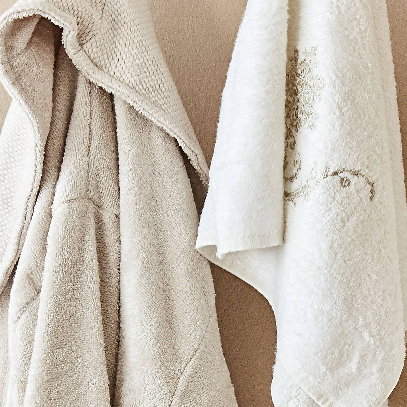 Mihrimah Gold Embroidered Bamboo Family Set 200.15.01.0134 - Bathrobe Sets - ebarza Furniture UAE | Shop Modern Furniture in Abu Dhabi & Dubai - مفروشات ايبازرا في الامارات | تسوق اثاث عصري وديكورات مميزة في دبي وابوظبي