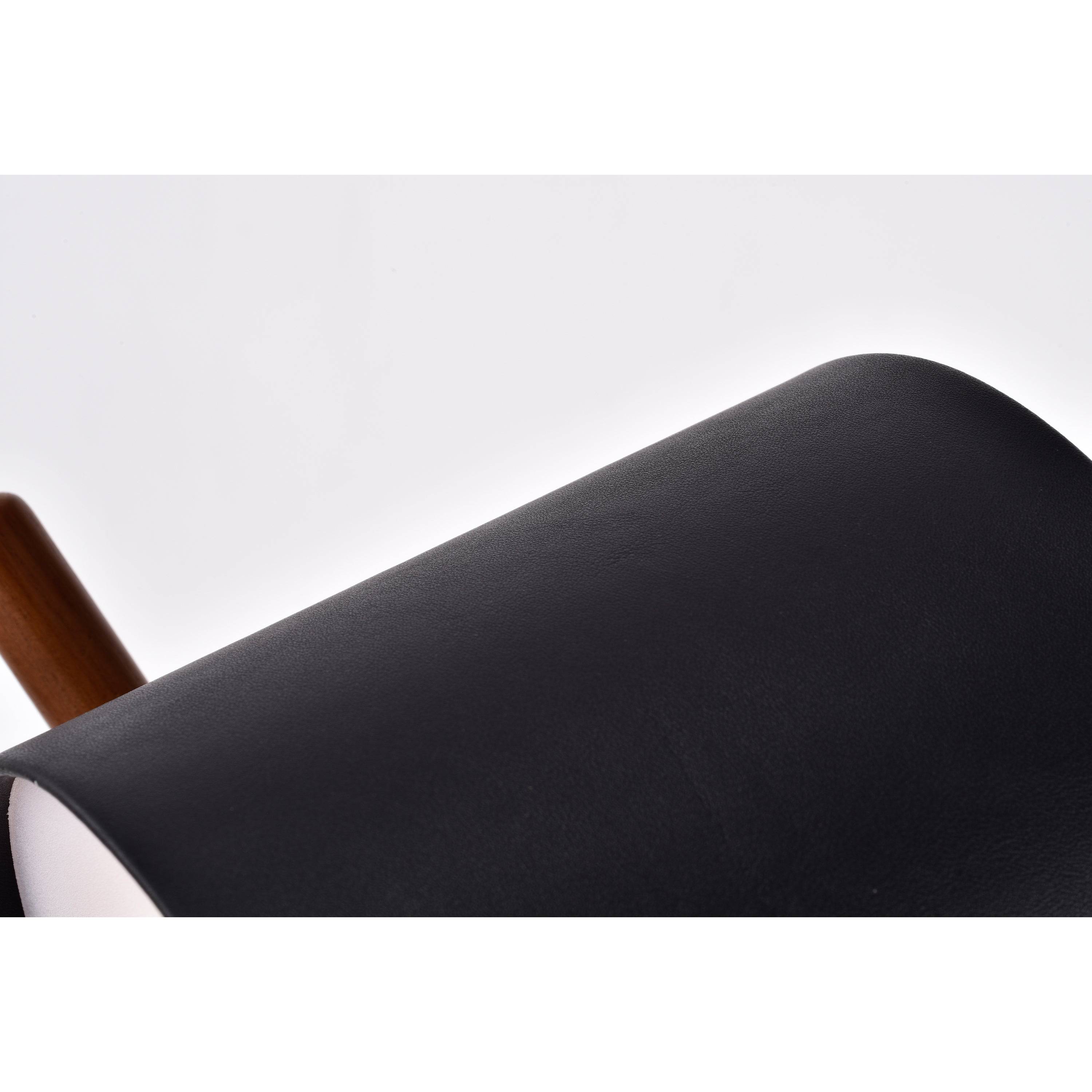 Modern Table Lamp Cl1279Ta-B - Desk\table Lamps - ebarza Furniture UAE | Shop Modern Furniture in Abu Dhabi & Dubai - مفروشات ايبازرا في الامارات | تسوق اثاث عصري وديكورات مميزة في دبي وابوظبي
