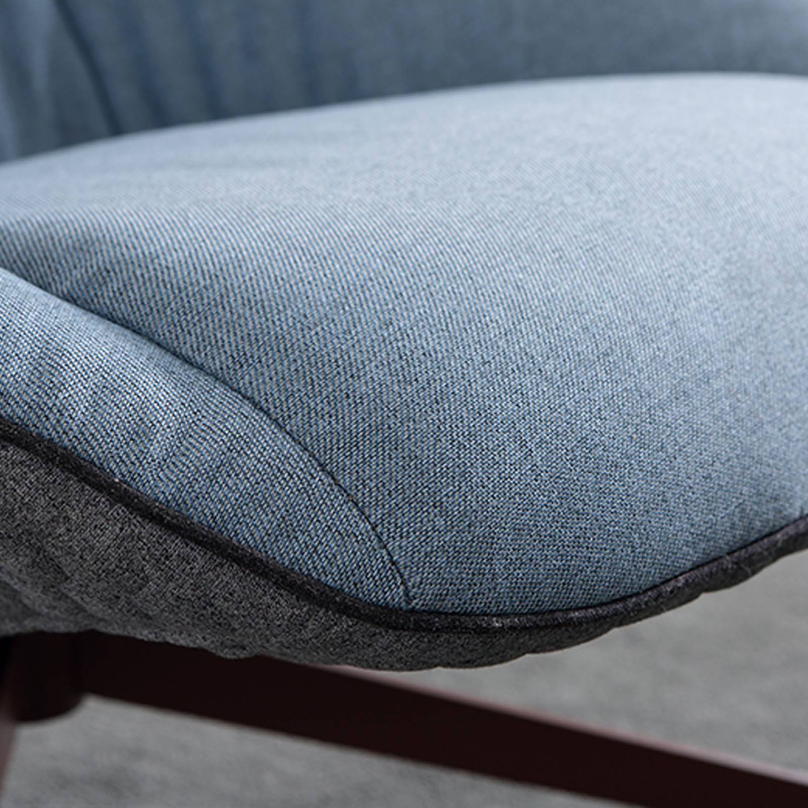 Monaco Swivel Lounge Chair LC016 2049 BL - Lounge Chairs - ebarza Furniture UAE | Shop Modern Furniture in Abu Dhabi & Dubai - مفروشات ايبازرا في الامارات | تسوق اثاث عصري وديكورات مميزة في دبي وابوظبي