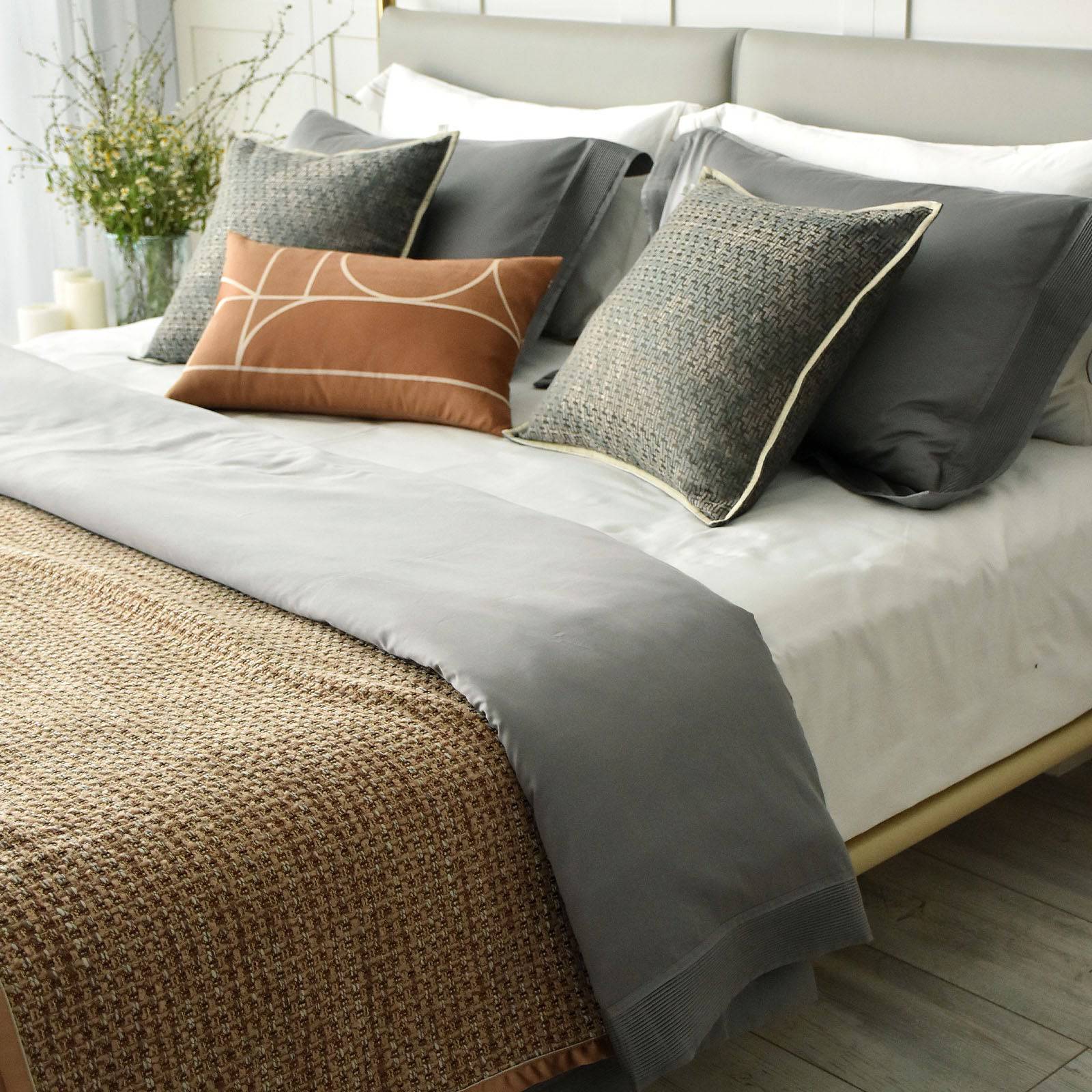 Nice Full Bedding Set Ebb-005 - Bedding - ebarza Furniture UAE | Shop Modern Furniture in Abu Dhabi & Dubai - مفروشات ايبازرا في الامارات | تسوق اثاث عصري وديكورات مميزة في دبي وابوظبي