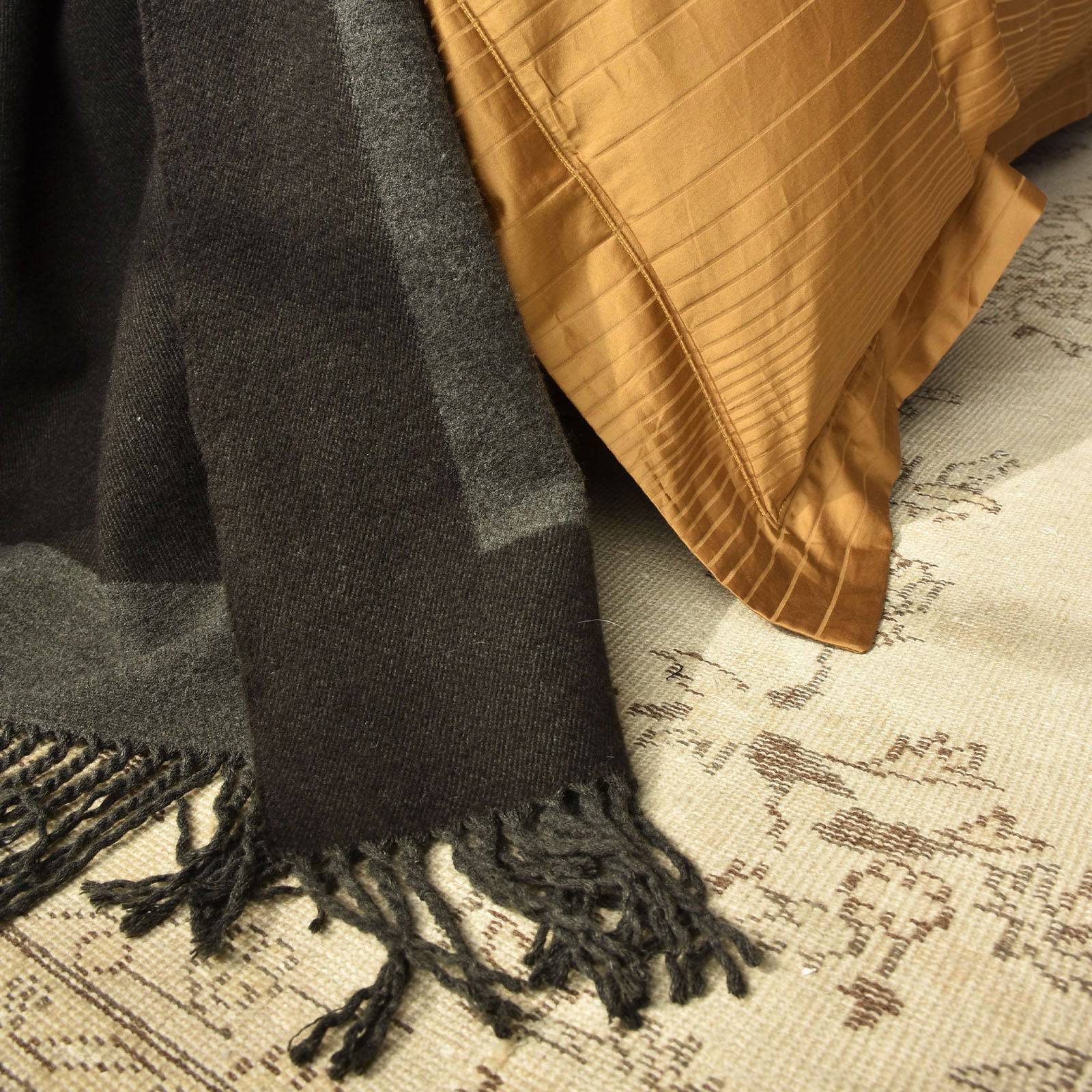 Oise Full Bedding Set Ebb-007 - Bedding - ebarza Furniture UAE | Shop Modern Furniture in Abu Dhabi & Dubai - مفروشات ايبازرا في الامارات | تسوق اثاث عصري وديكورات مميزة في دبي وابوظبي