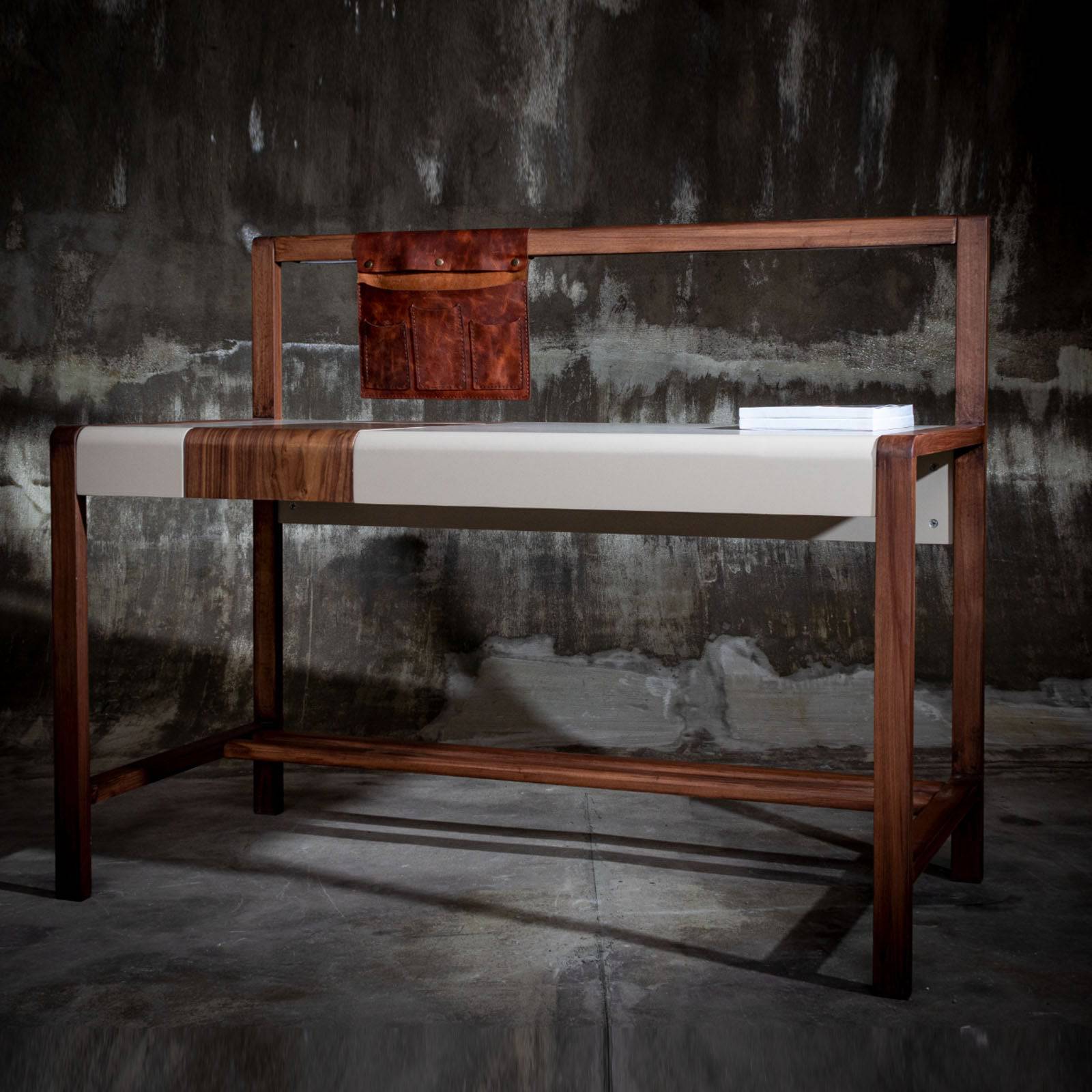 Optimum Study Desk Optimum-001 - Office Desks - ebarza Furniture UAE | Shop Modern Furniture in Abu Dhabi & Dubai - مفروشات ايبازرا في الامارات | تسوق اثاث عصري وديكورات مميزة في دبي وابوظبي