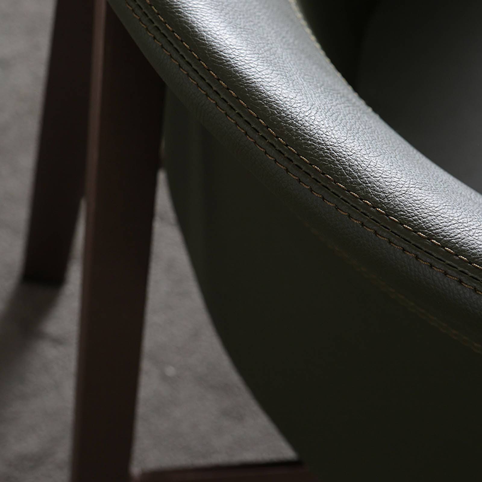 Parma Lounge Chair Lc036 - Lounge Chairs - ebarza Furniture UAE | Shop Modern Furniture in Abu Dhabi & Dubai - مفروشات ايبازرا في الامارات | تسوق اثاث عصري وديكورات مميزة في دبي وابوظبي