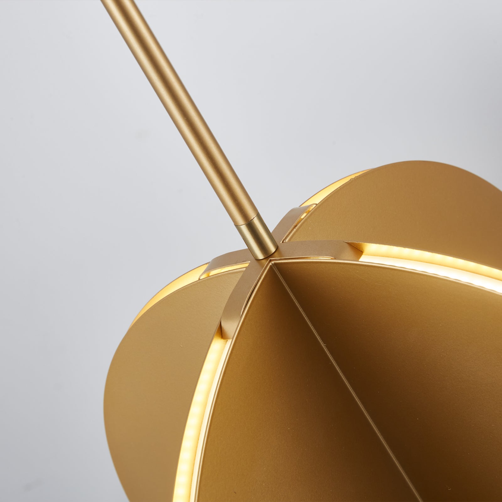 Pendant Lamp CY-DD-1036-G - Pendant Lamps - ebarza Furniture UAE | Shop Modern Furniture in Abu Dhabi & Dubai - مفروشات ايبازرا في الامارات | تسوق اثاث عصري وديكورات مميزة في دبي وابوظبي