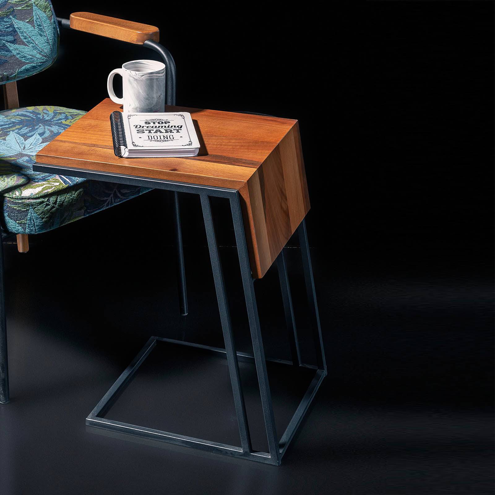 Penna Side Table - Side Tables - ebarza Furniture UAE | Shop Modern Furniture in Abu Dhabi & Dubai - مفروشات ايبازرا في الامارات | تسوق اثاث عصري وديكورات مميزة في دبي وابوظبي