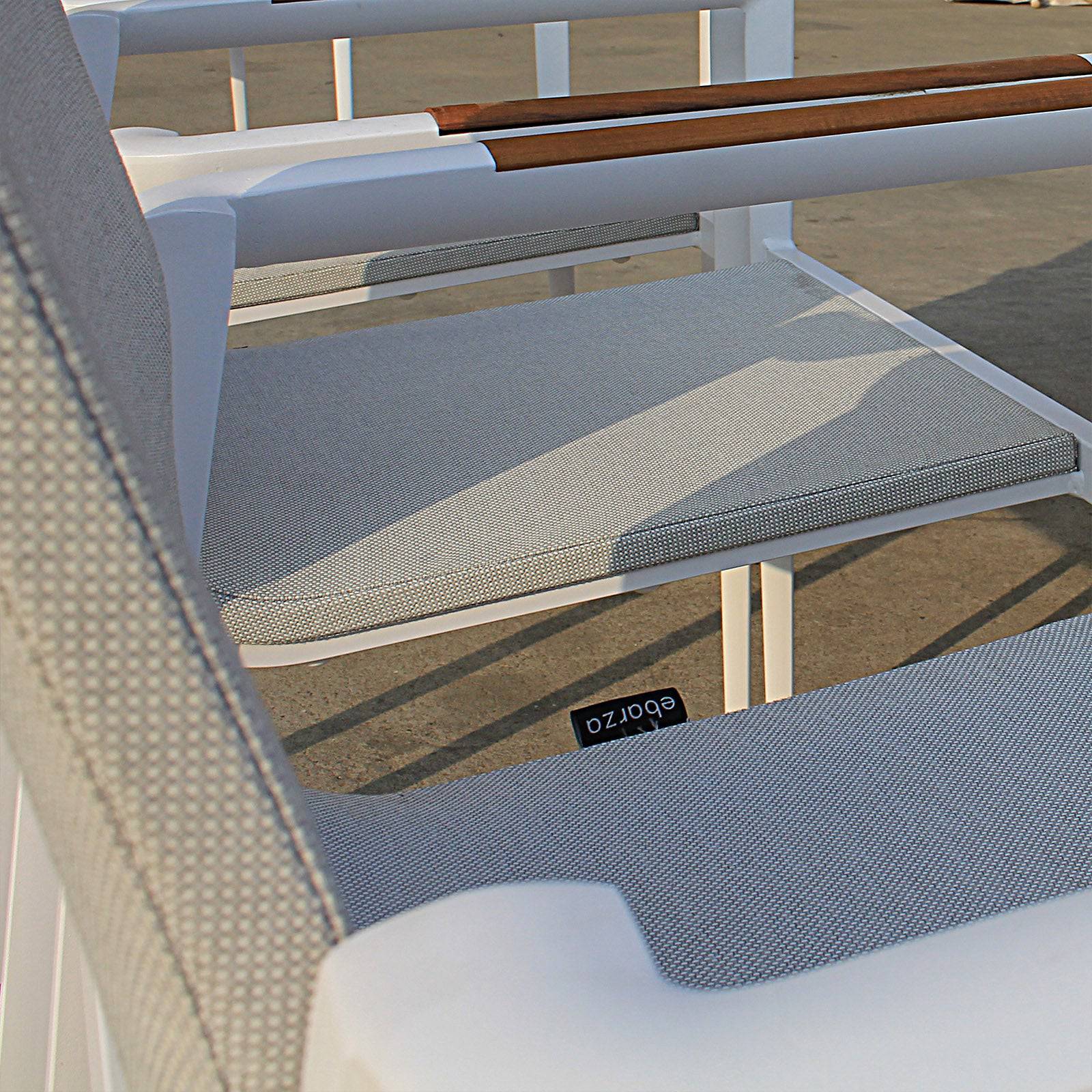 Phoenix Outdoor Dining Table And Chair Set Phoenix-C-Small - Outdoor Furniture Sets - ebarza Furniture UAE | Shop Modern Furniture in Abu Dhabi & Dubai - مفروشات ايبازرا في الامارات | تسوق اثاث عصري وديكورات مميزة في دبي وابوظبي