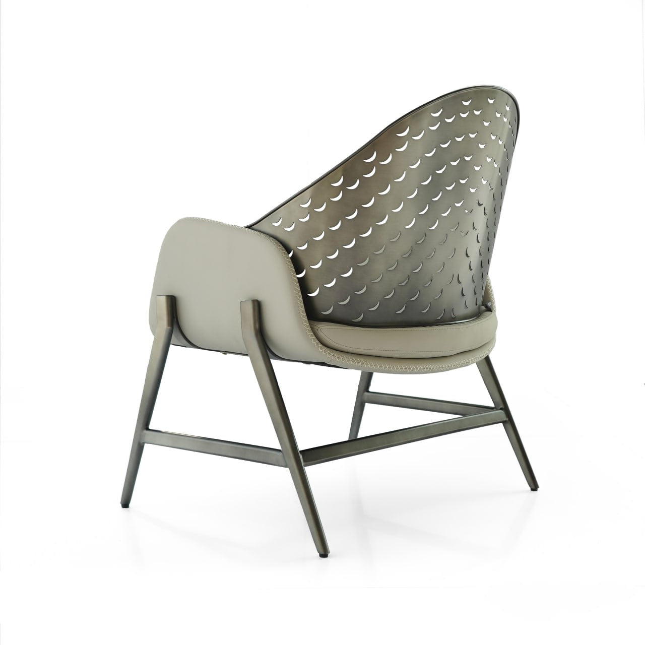 Turtle Lounge chair BC716 -  Lounge Chairs - ebarza Furniture UAE | Shop Modern Furniture in Abu Dhabi & Dubai - مفروشات ايبازرا في الامارات | تسوق اثاث عصري وديكورات مميزة في دبي وابوظبي