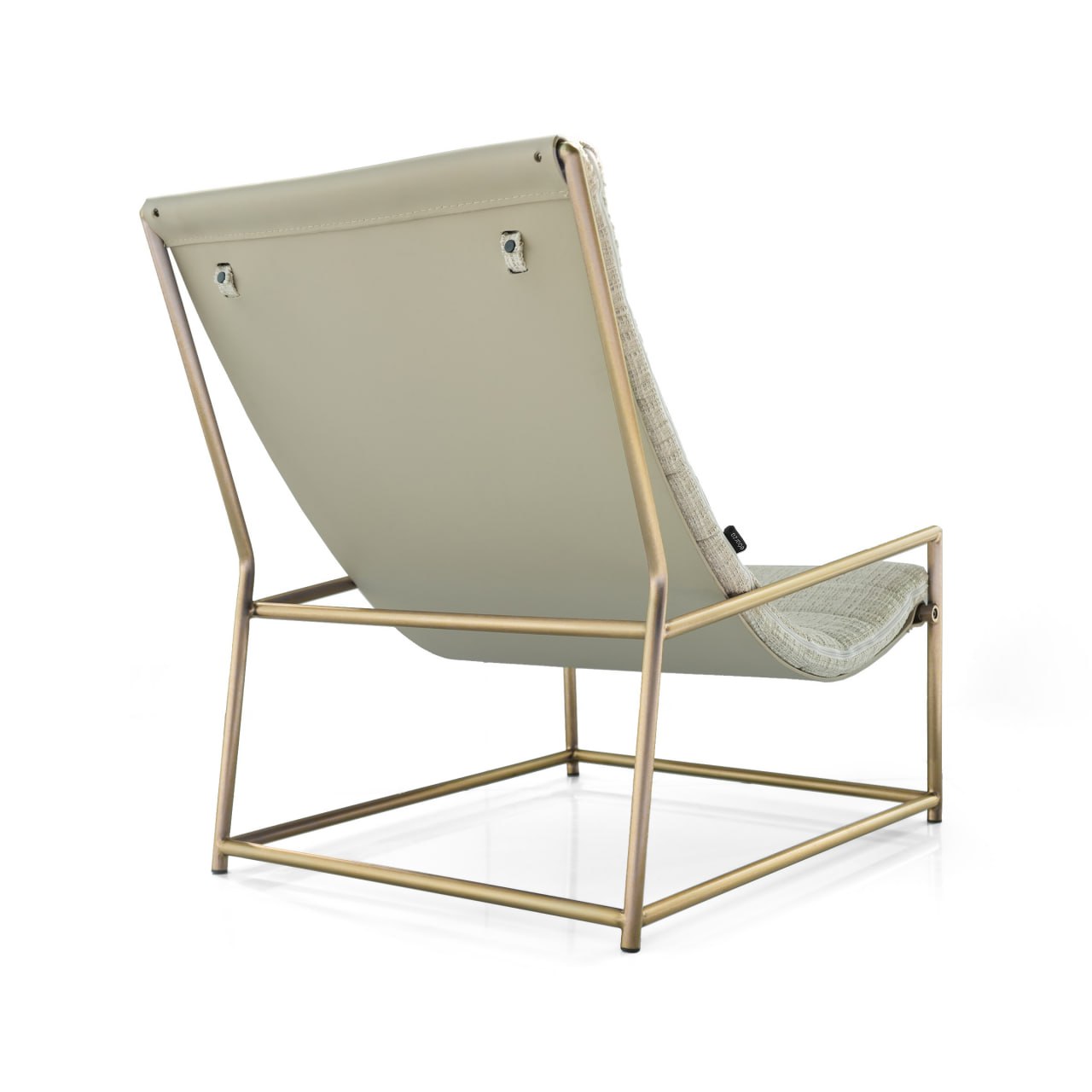 Piegato Lounge chair BC661 -  Lounge Chairs - ebarza Furniture UAE | Shop Modern Furniture in Abu Dhabi & Dubai - مفروشات ايبازرا في الامارات | تسوق اثاث عصري وديكورات مميزة في دبي وابوظبي