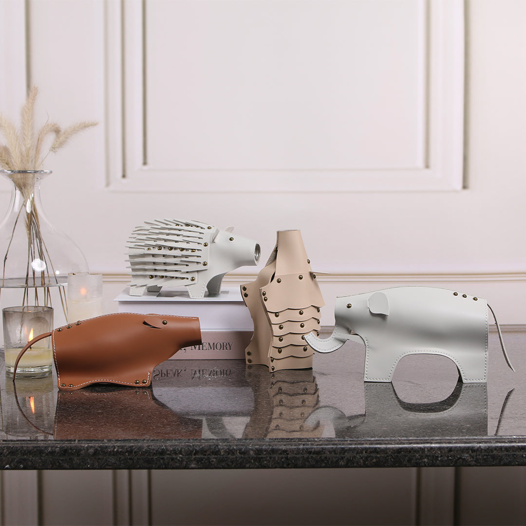 Rhino Vase/Sculpture KB3023 - Vases - ebarza Furniture UAE | Shop Modern Furniture in Abu Dhabi & Dubai - مفروشات ايبازرا في الامارات | تسوق اثاث عصري وديكورات مميزة في دبي وابوظبي