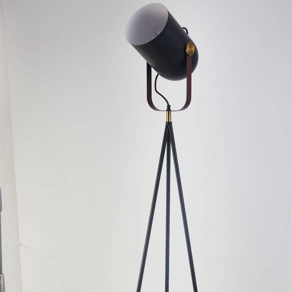 Pre-order 35 Days Delivery S-Class Black Floor Lamp Cy-Ltd-1006-B - Floor Lamps - ebarza Furniture UAE | Shop Modern Furniture in Abu Dhabi & Dubai - مفروشات ايبازرا في الامارات | تسوق اثاث عصري وديكورات مميزة في دبي وابوظبي