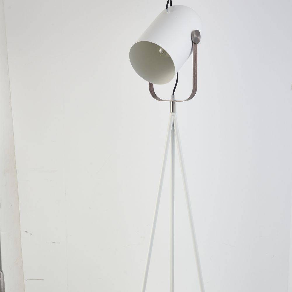 S-Class White Floor Lamp Cy-Ltd-1006-W - Floor Lamps - ebarza Furniture UAE | Shop Modern Furniture in Abu Dhabi & Dubai - مفروشات ايبازرا في الامارات | تسوق اثاث عصري وديكورات مميزة في دبي وابوظبي