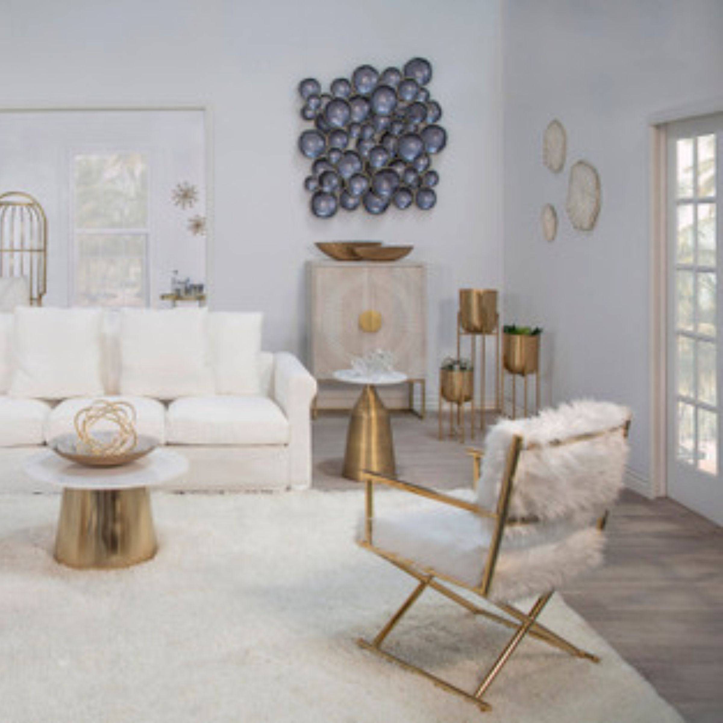 Set Of 3 Metal Planters On Stand - 40,30,20 Cm - Gold 14630 - Planter Boxes - ebarza Furniture UAE | Shop Modern Furniture in Abu Dhabi & Dubai - مفروشات ايبازرا في الامارات | تسوق اثاث عصري وديكورات مميزة في دبي وابوظبي