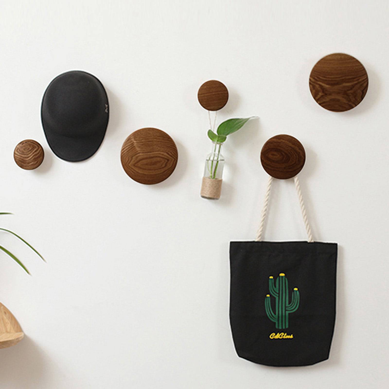 Set Of 5 Solid Wood Hanger Ch-029-W - Hangers - ebarza Furniture UAE | Shop Modern Furniture in Abu Dhabi & Dubai - مفروشات ايبازرا في الامارات | تسوق اثاث عصري وديكورات مميزة في دبي وابوظبي