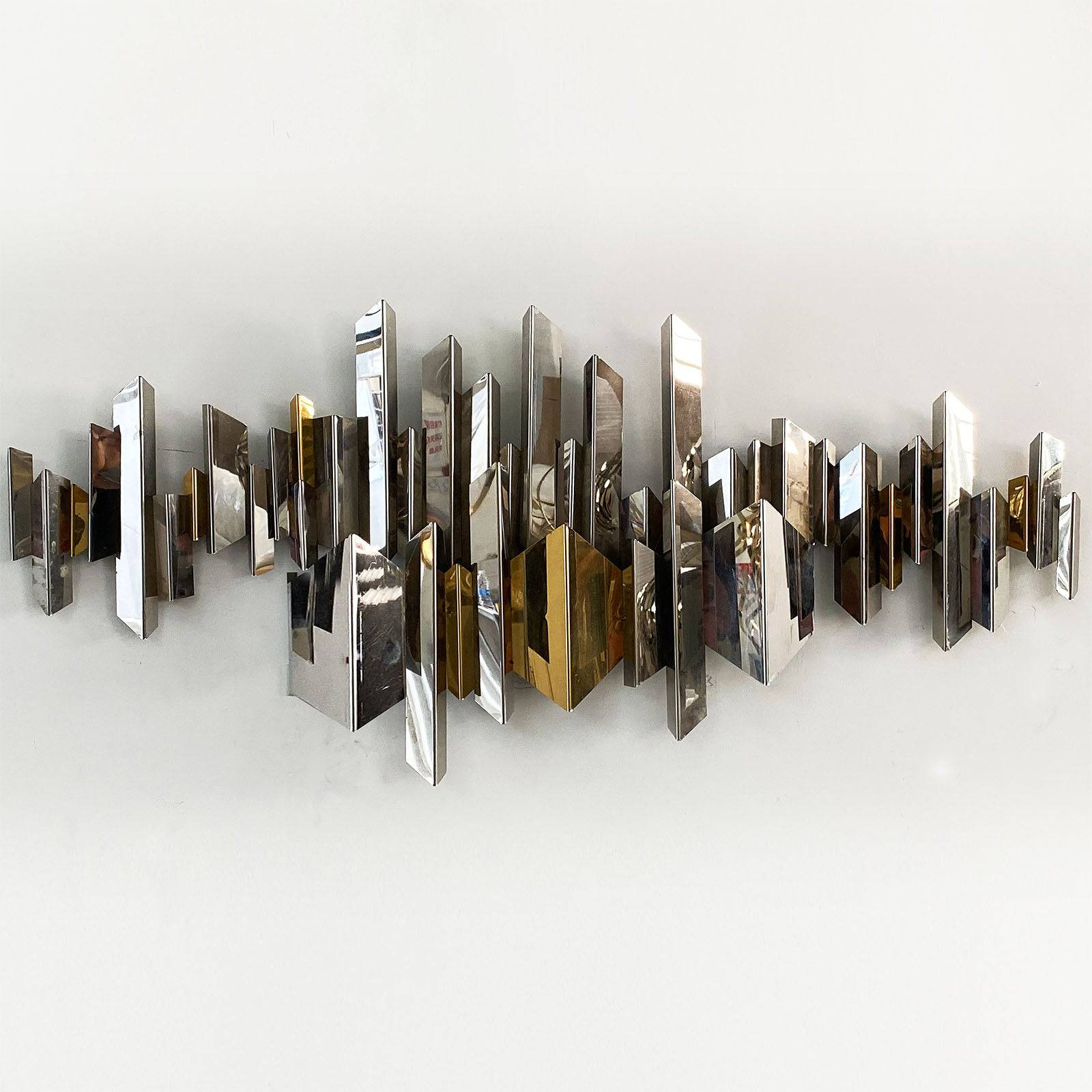 Pre-order 35 Days Delivery Sheild Handcrafted Stainless Steel Artwork Bg2020119/2020114 -  Artwork - ebarza Furniture UAE | Shop Modern Furniture in Abu Dhabi & Dubai - مفروشات ايبازرا في الامارات | تسوق اثاث عصري وديكورات مميزة في دبي وابوظبي