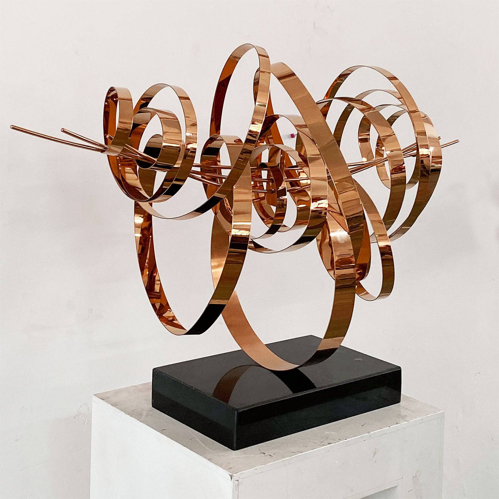 Shock Wave Handcrafted Stainless Steel Artwork Bj2020026 -  Artwork - ebarza Furniture UAE | Shop Modern Furniture in Abu Dhabi & Dubai - مفروشات ايبازرا في الامارات | تسوق اثاث عصري وديكورات مميزة في دبي وابوظبي