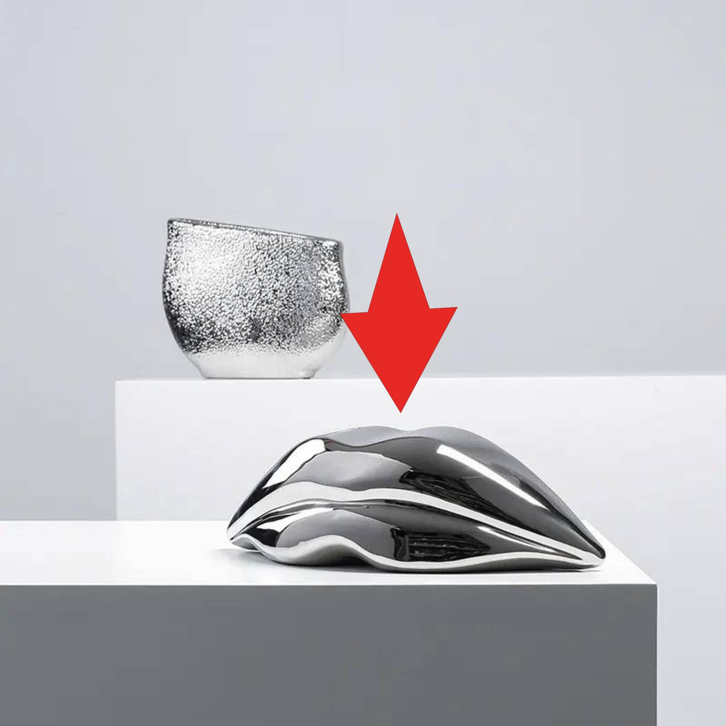 Silver Ceramic Mouth Décor Fa-D22039 -  Home Decor Figurines - ebarza Furniture UAE | Shop Modern Furniture in Abu Dhabi & Dubai - مفروشات ايبازرا في الامارات | تسوق اثاث عصري وديكورات مميزة في دبي وابوظبي