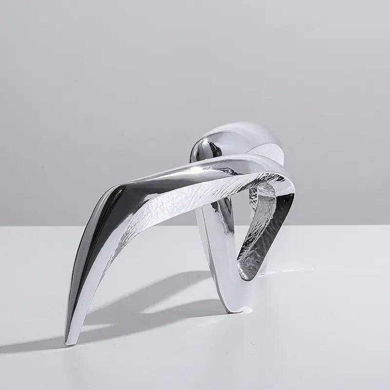 Silver Resin Abstract Sculpture Fc-Sz22031 -  Home Decor Figurines - ebarza Furniture UAE | Shop Modern Furniture in Abu Dhabi & Dubai - مفروشات ايبازرا في الامارات | تسوق اثاث عصري وديكورات مميزة في دبي وابوظبي