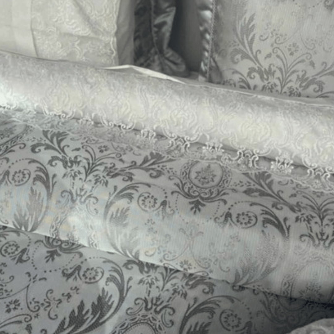 Silvio S.Yesili Bedding Set 200.16.01.0196 - Bedding - ebarza Furniture UAE | Shop Modern Furniture in Abu Dhabi & Dubai - مفروشات ايبازرا في الامارات | تسوق اثاث عصري وديكورات مميزة في دبي وابوظبي