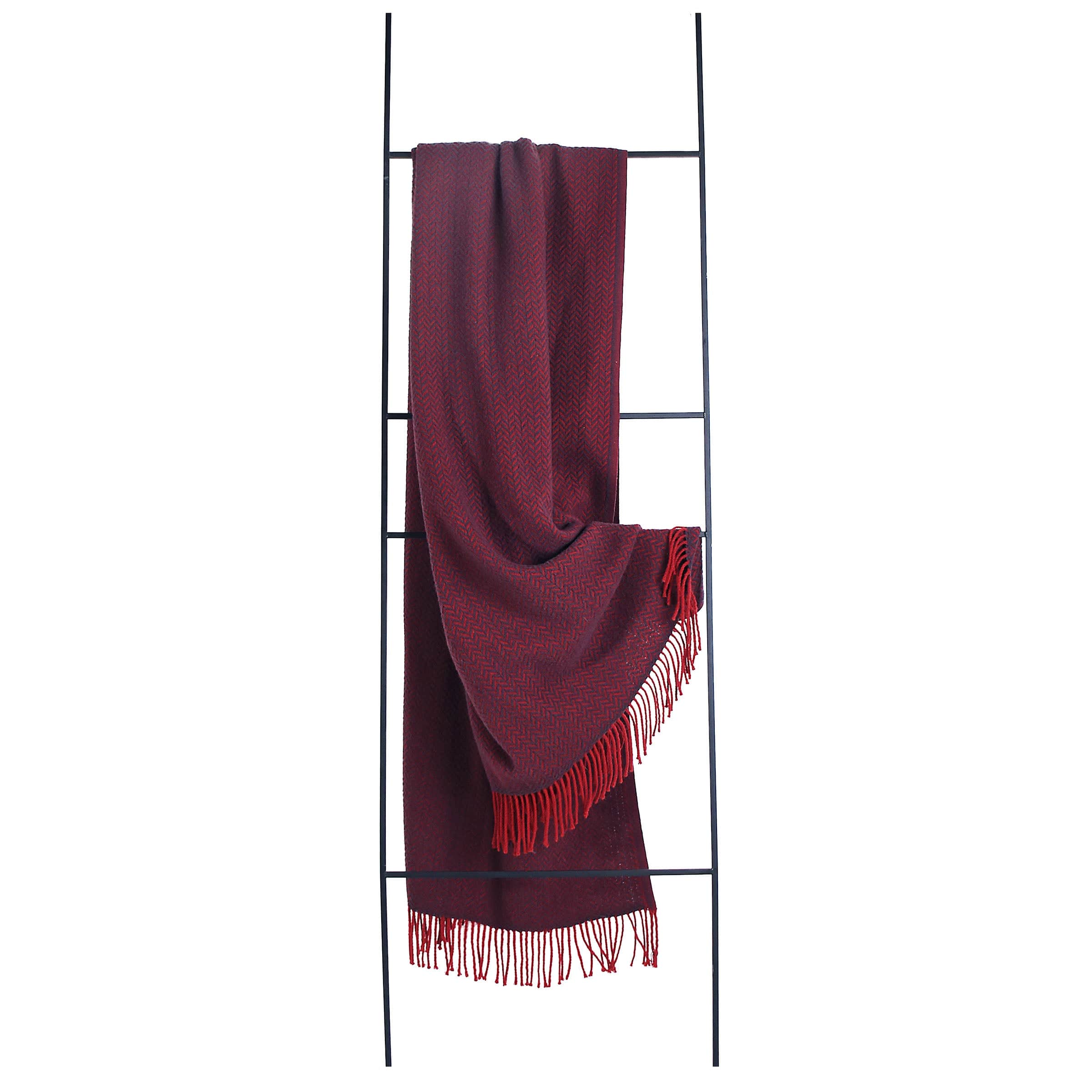Skje Venusian Two-Color Interwoven Blanket Etb-004 - Blankets - ebarza Furniture UAE | Shop Modern Furniture in Abu Dhabi & Dubai - مفروشات ايبازرا في الامارات | تسوق اثاث عصري وديكورات مميزة في دبي وابوظبي