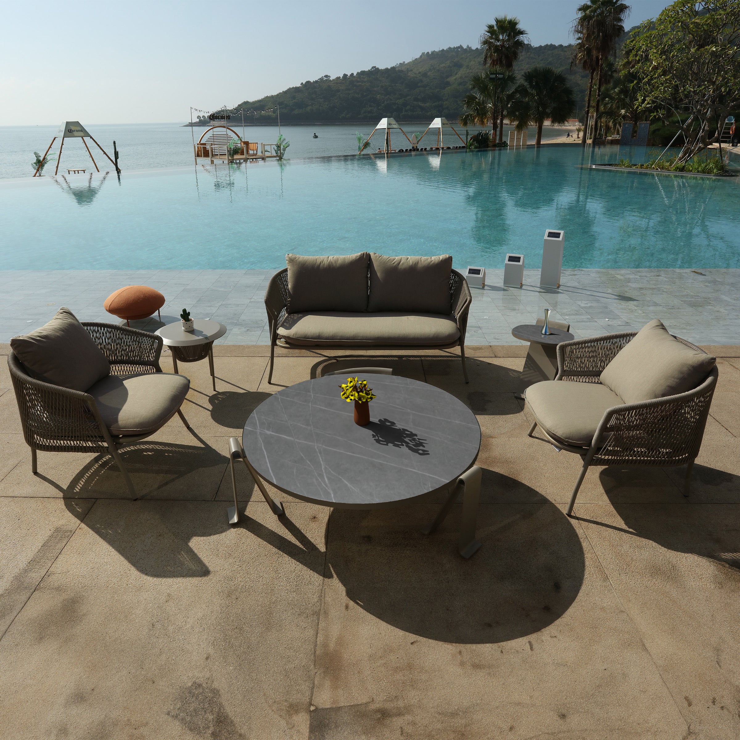 Serie R Outdoor Coffee Table-R102 -  Outdoor Tables - ebarza Furniture UAE | Shop Modern Furniture in Abu Dhabi & Dubai - مفروشات ايبازرا في الامارات | تسوق اثاث عصري وديكورات مميزة في دبي وابوظبي