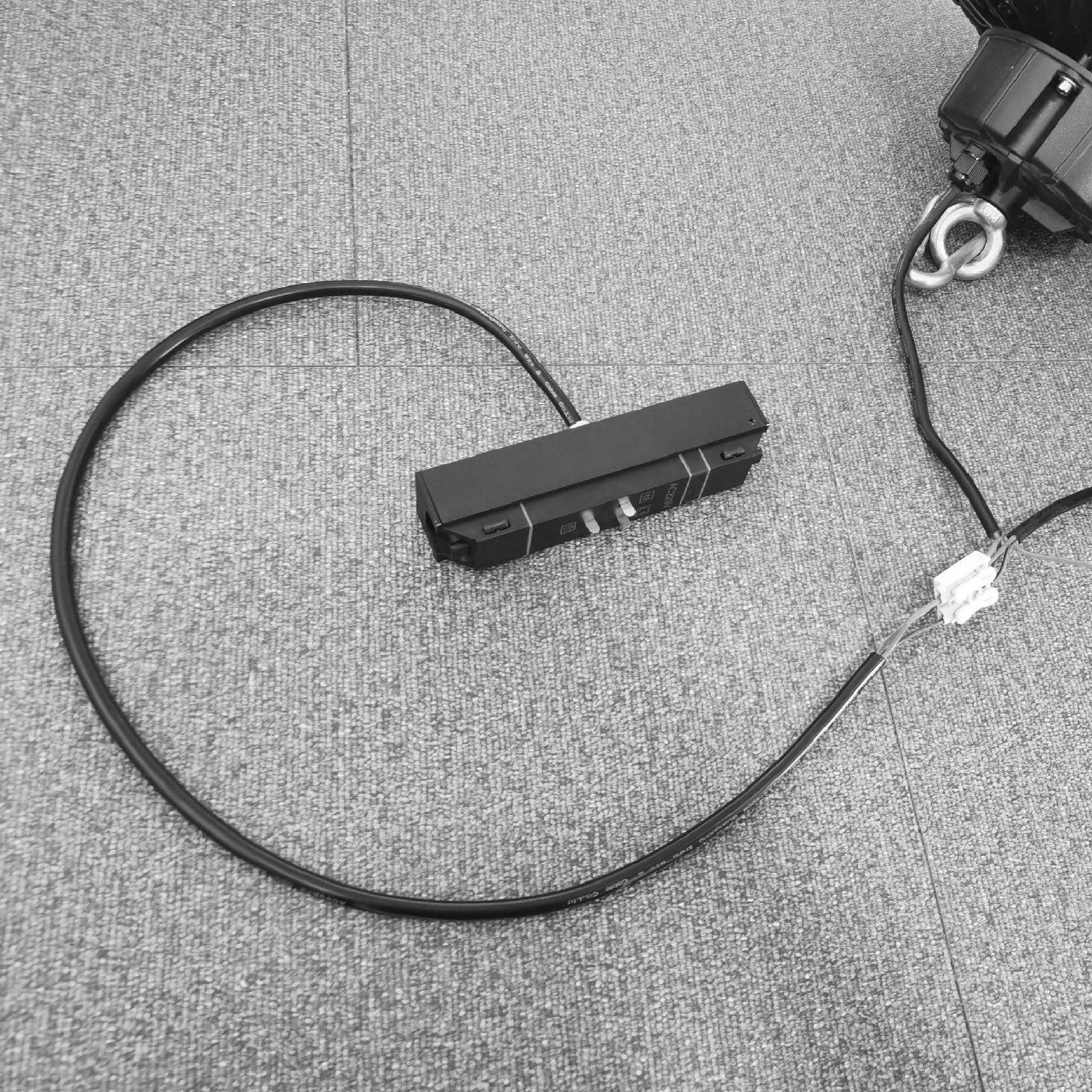 Track Light Rail Plug With Wire Ynd-20-1-C7 - Smart Track Lighting - ebarza Furniture UAE | Shop Modern Furniture in Abu Dhabi & Dubai - مفروشات ايبازرا في الامارات | تسوق اثاث عصري وديكورات مميزة في دبي وابوظبي