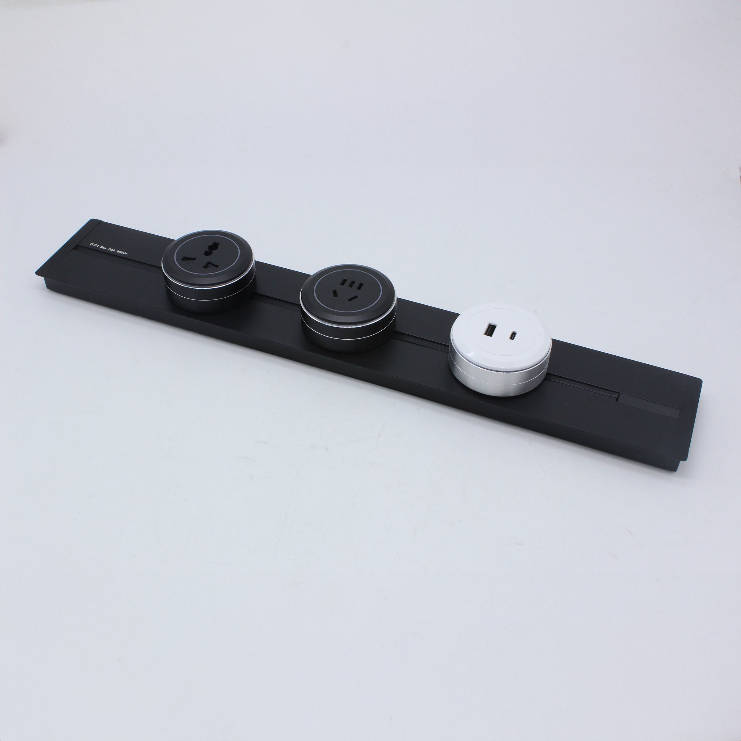 Universal USB-A&C Adapter AH04-CB - Power Track System - ebarza Furniture UAE | Shop Modern Furniture in Abu Dhabi & Dubai - مفروشات ايبازرا في الامارات | تسوق اثاث عصري وديكورات مميزة في دبي وابوظبي