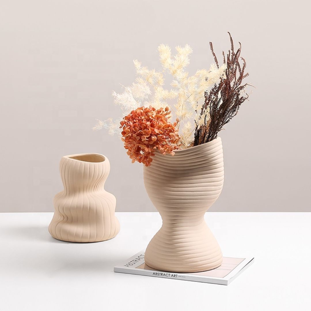 Vertical Curved Bottle - Beige FD-D22114B - Vases - ebarza Furniture UAE | Shop Modern Furniture in Abu Dhabi & Dubai - مفروشات ايبازرا في الامارات | تسوق اثاث عصري وديكورات مميزة في دبي وابوظبي
